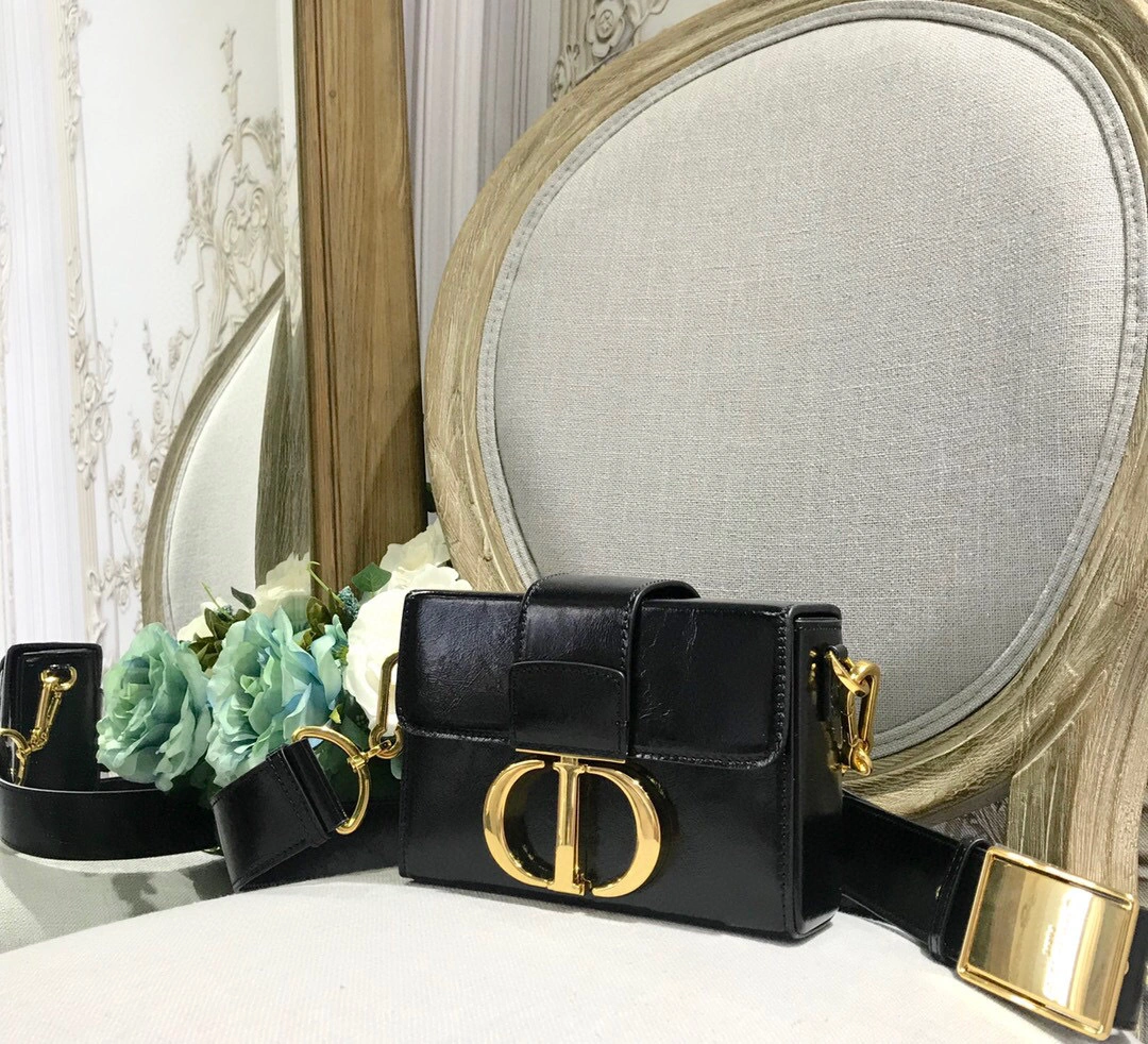 M9204，counters quality item : 046Y007B0000H1708