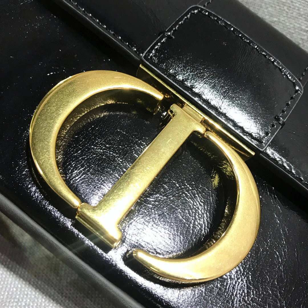 M9204，counters quality item : 046Y007B0000H1708