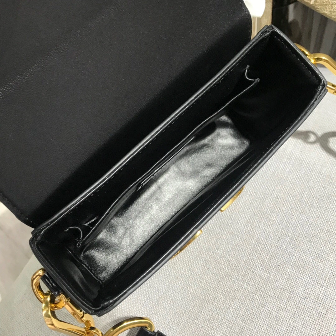 M9204，counters quality item : 046Y007B0000H1708