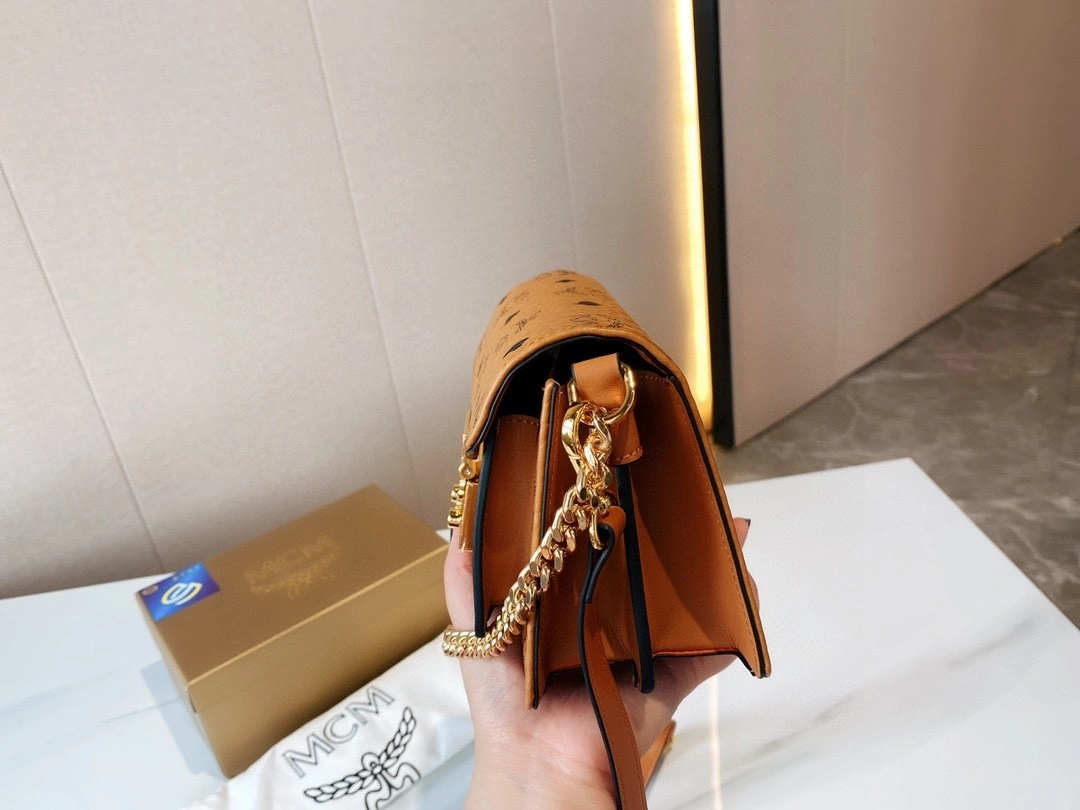MCM MWRAAPA03CO001 Patricia item : BT-B015B1820