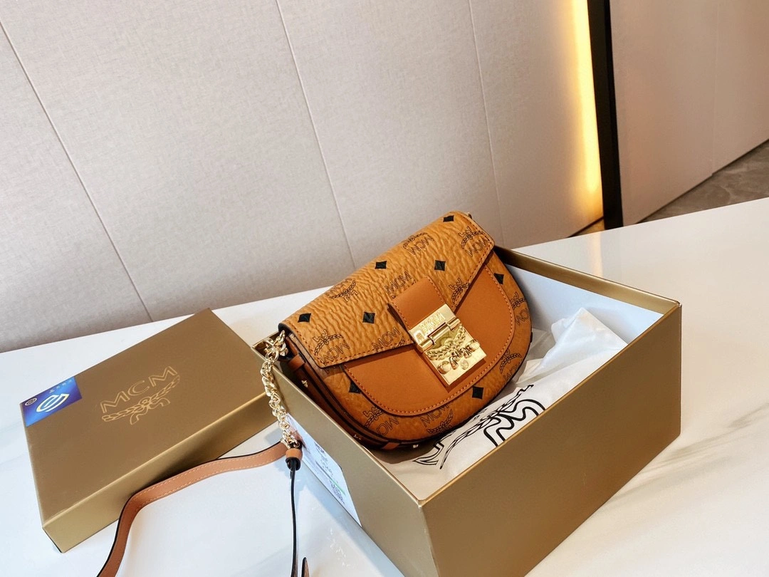 &MCM MWRAAPA08CO001 Patricia item : BT-B013B1830