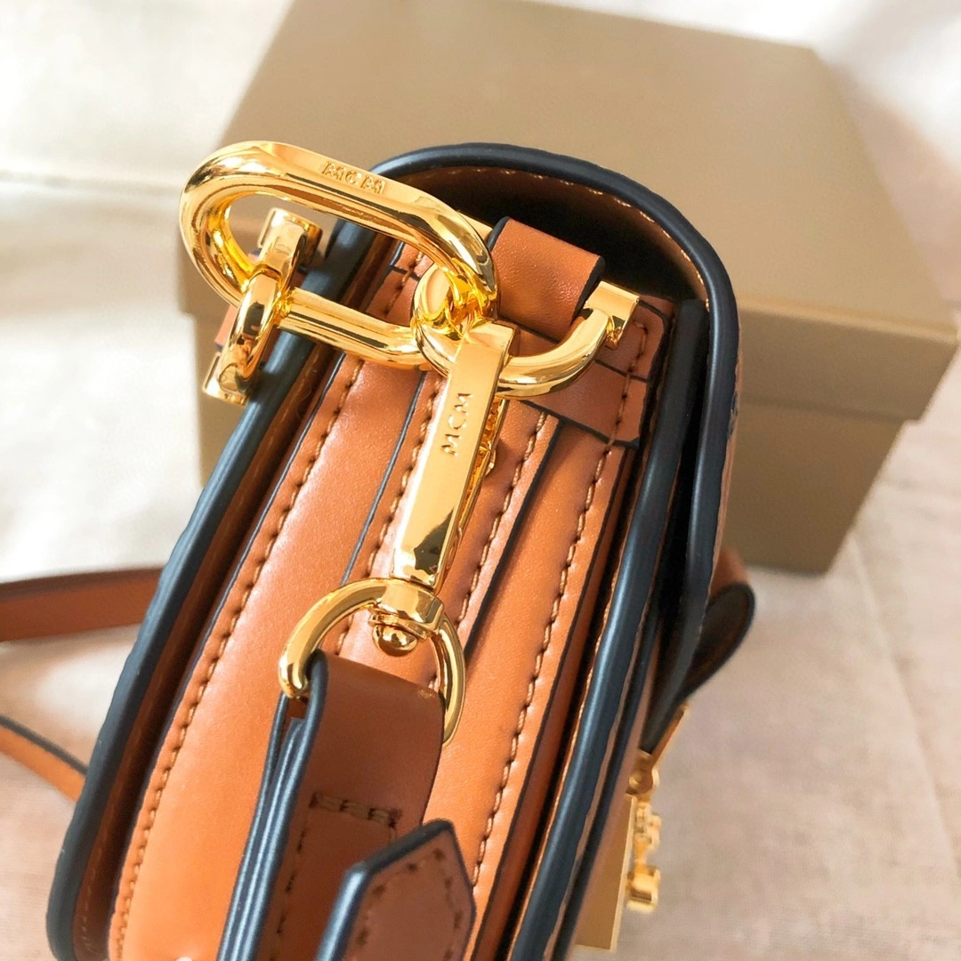 MCM MWSAAPA02CO001 cowhide patricia item : BT-B225C1826