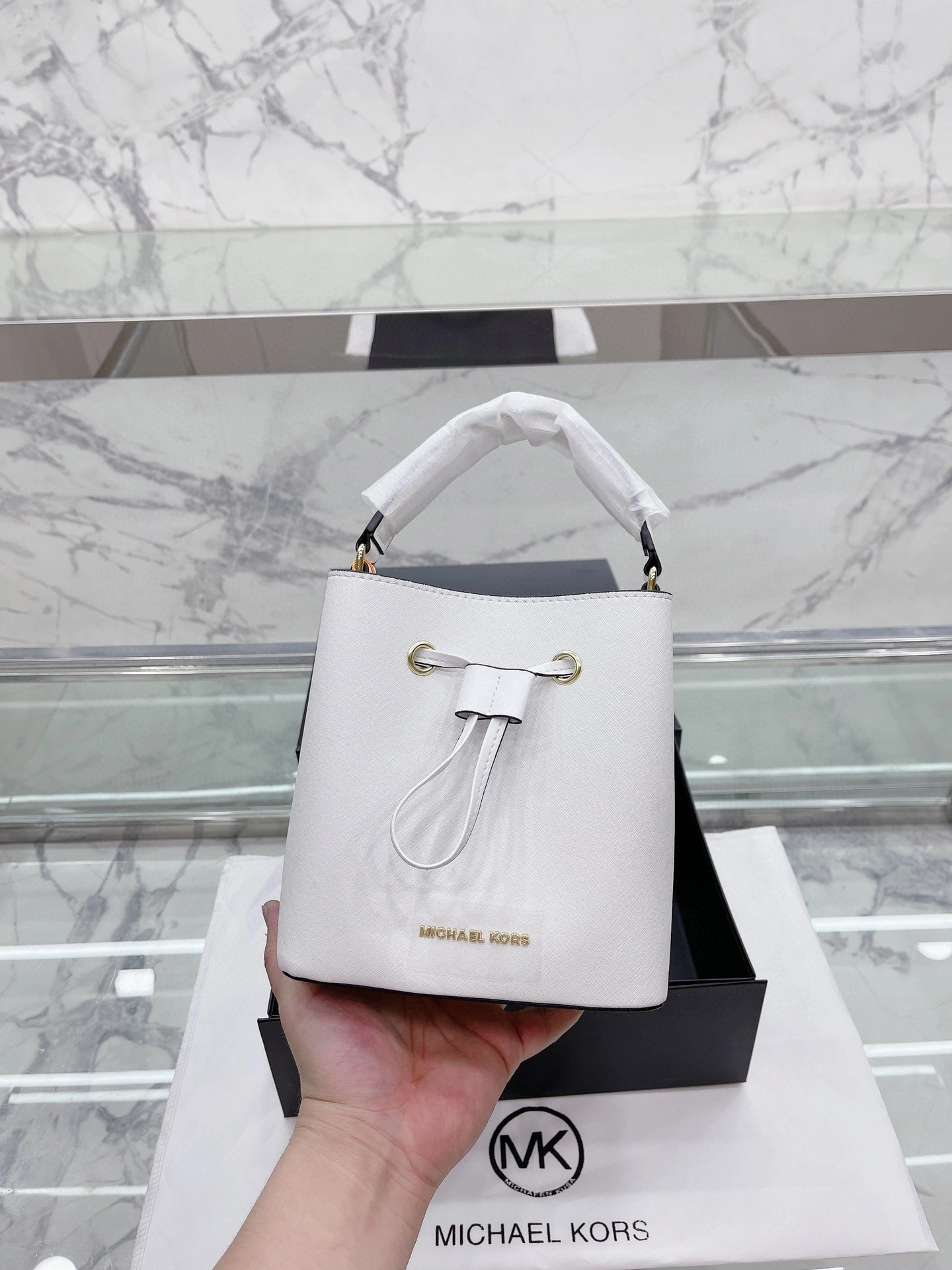MICHAEL KORS 35T0GU2C0L cowhide MK Surl item : BT-B012C0405
