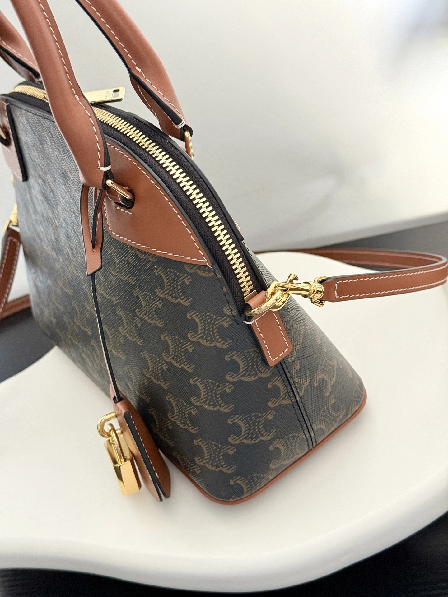 MOMO-- 358i95 121082DNK-04LU high quality version Bowling Calfskin item:E-B805H1524