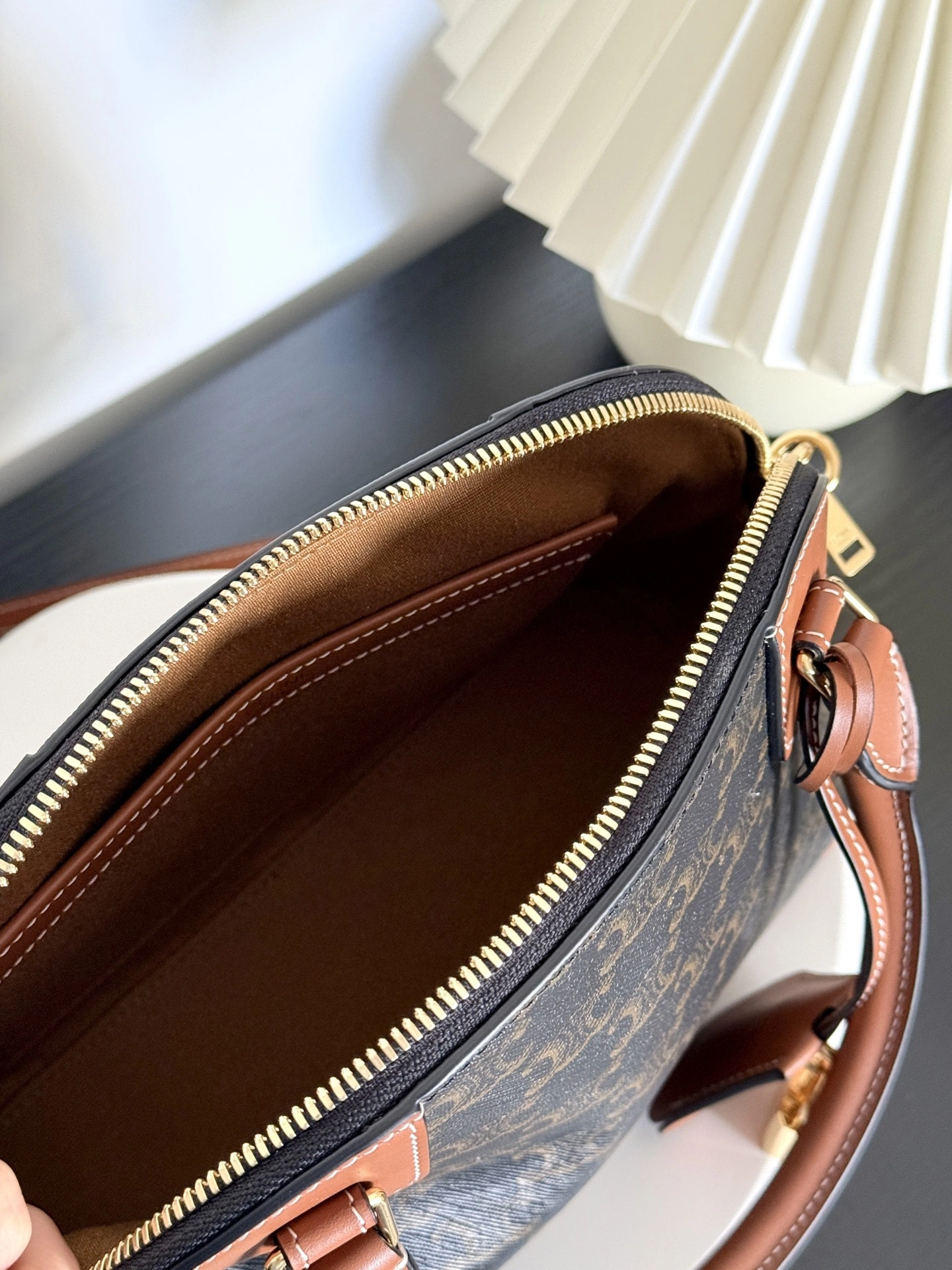 MOMO-- 358i95 121082DNK-04LU high quality version Bowling Calfskin item:E-B805H1524