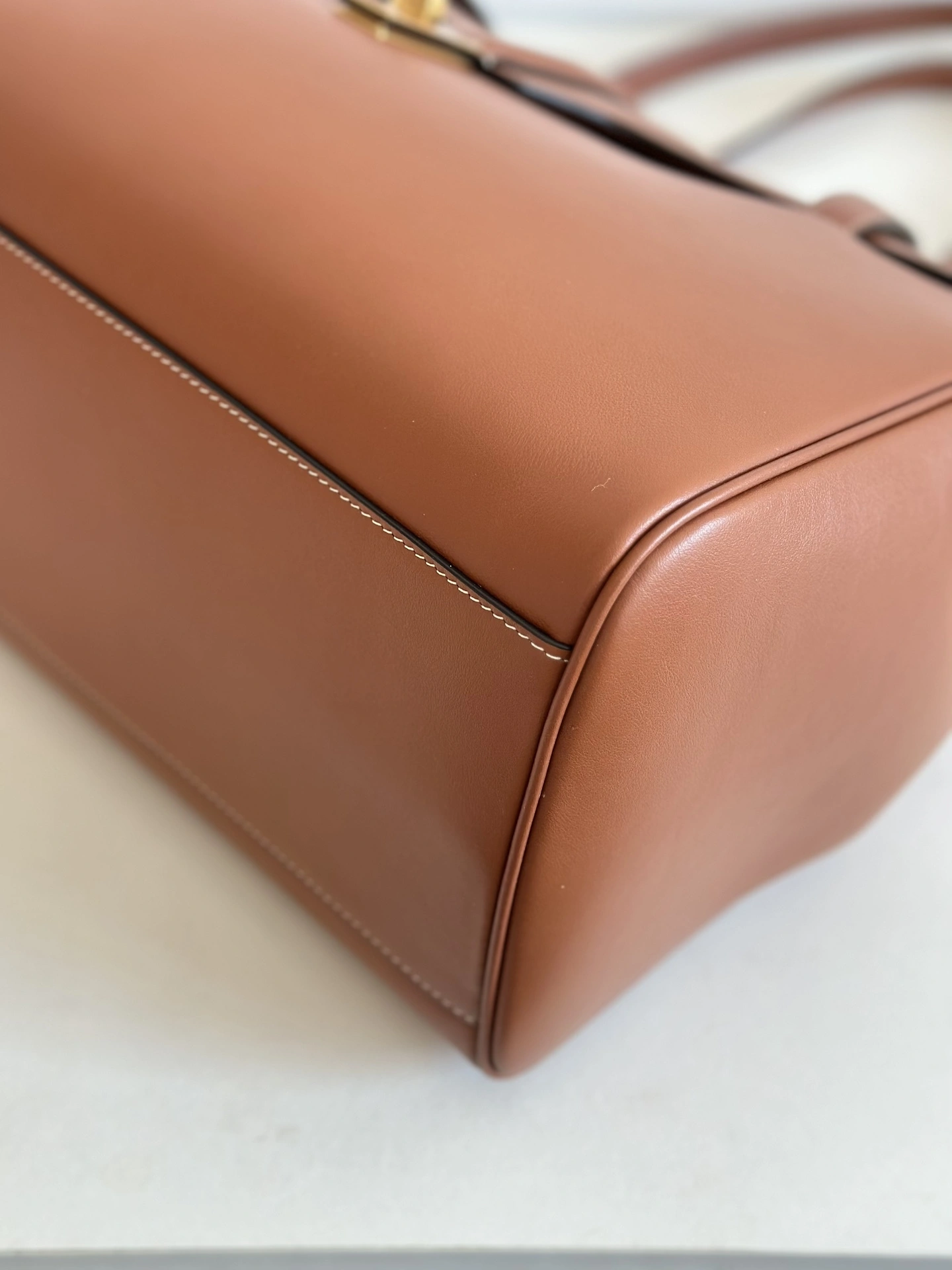 MOMO-- 358i95 194043CR4-04LU high quality version soft 16 Calfskin item:E-B805J2461