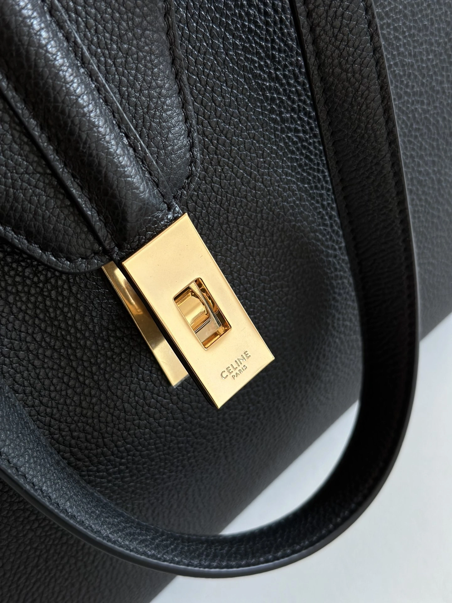 MOMO-- 358i95 195543CR8-38NO high quality version soft 16 Calfskin item:E-B805J2464