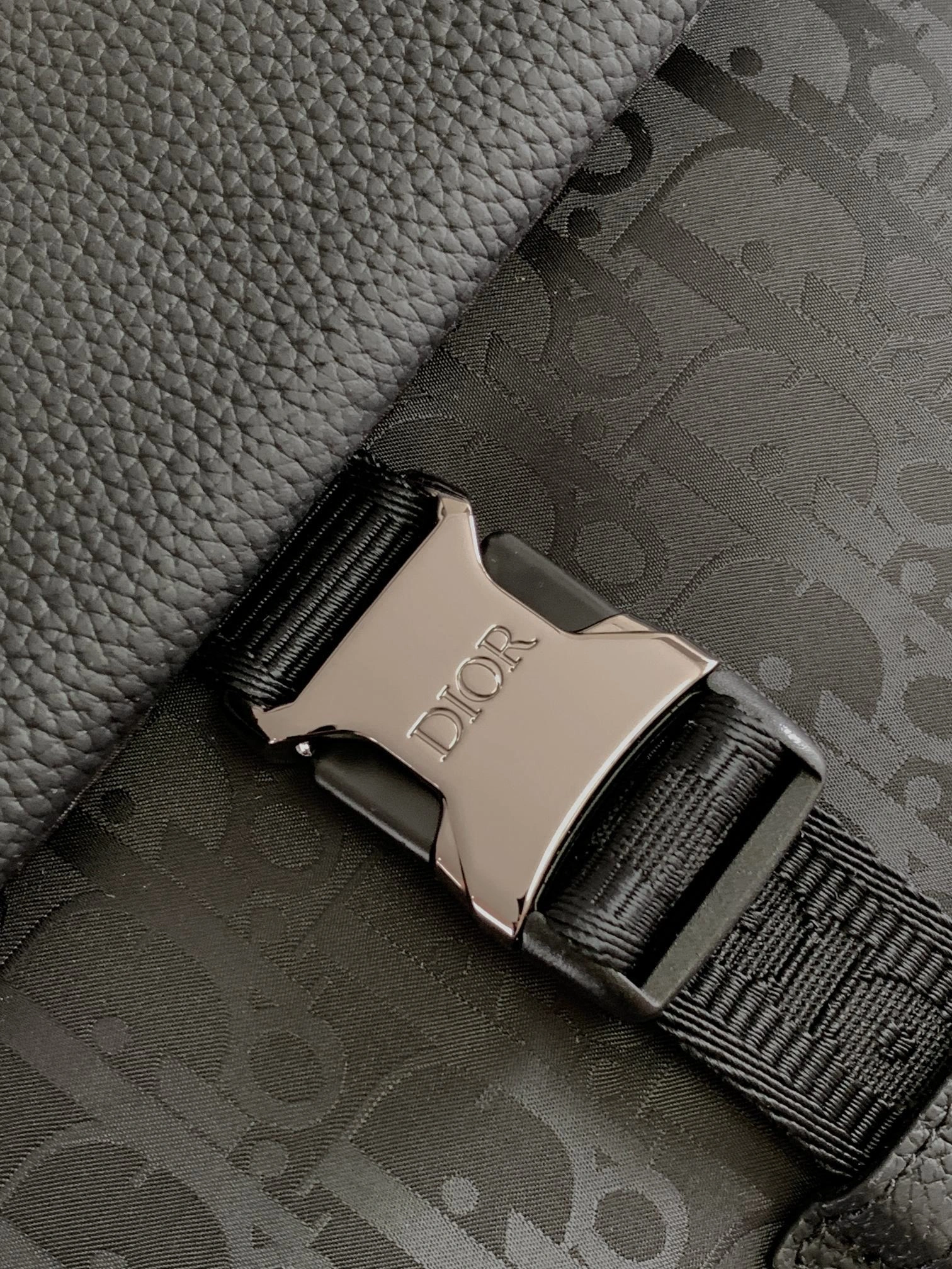 MOMO-- 4ior 1ESBA012YIH-H03E high quality version cowhide Explorer item:E-B177I2019