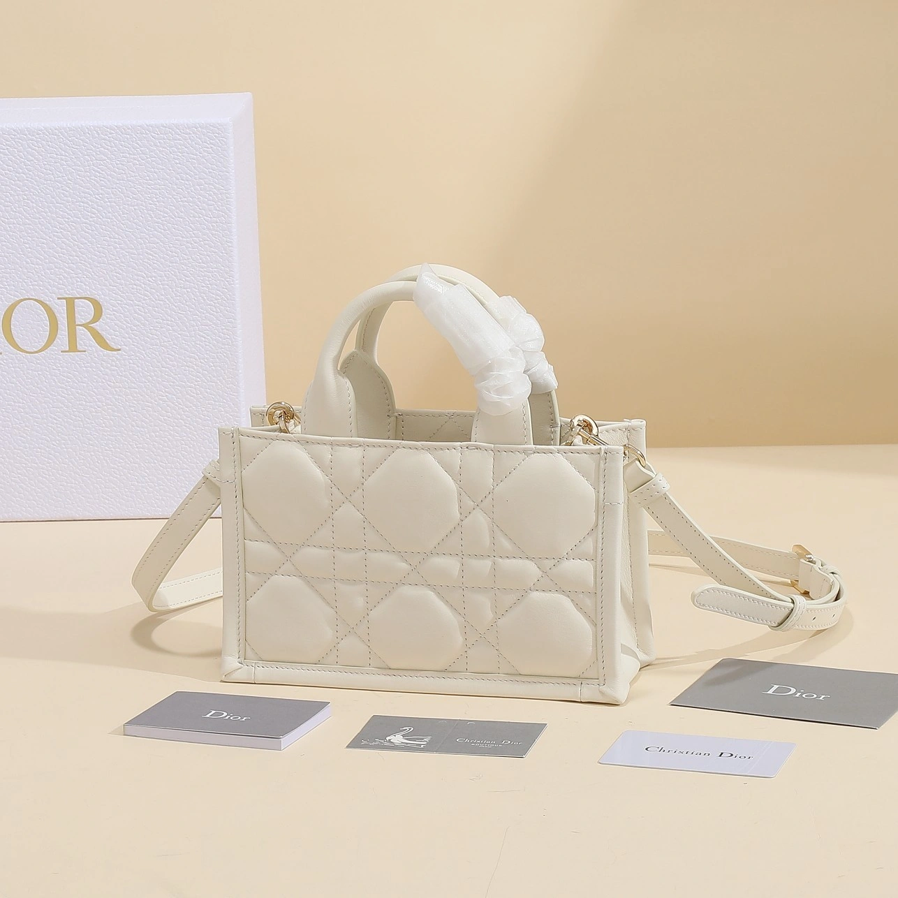 MOMO-- 4ior S5573OWHP-M030 high quality version Book Tote cowhide item:E-B000L2044T