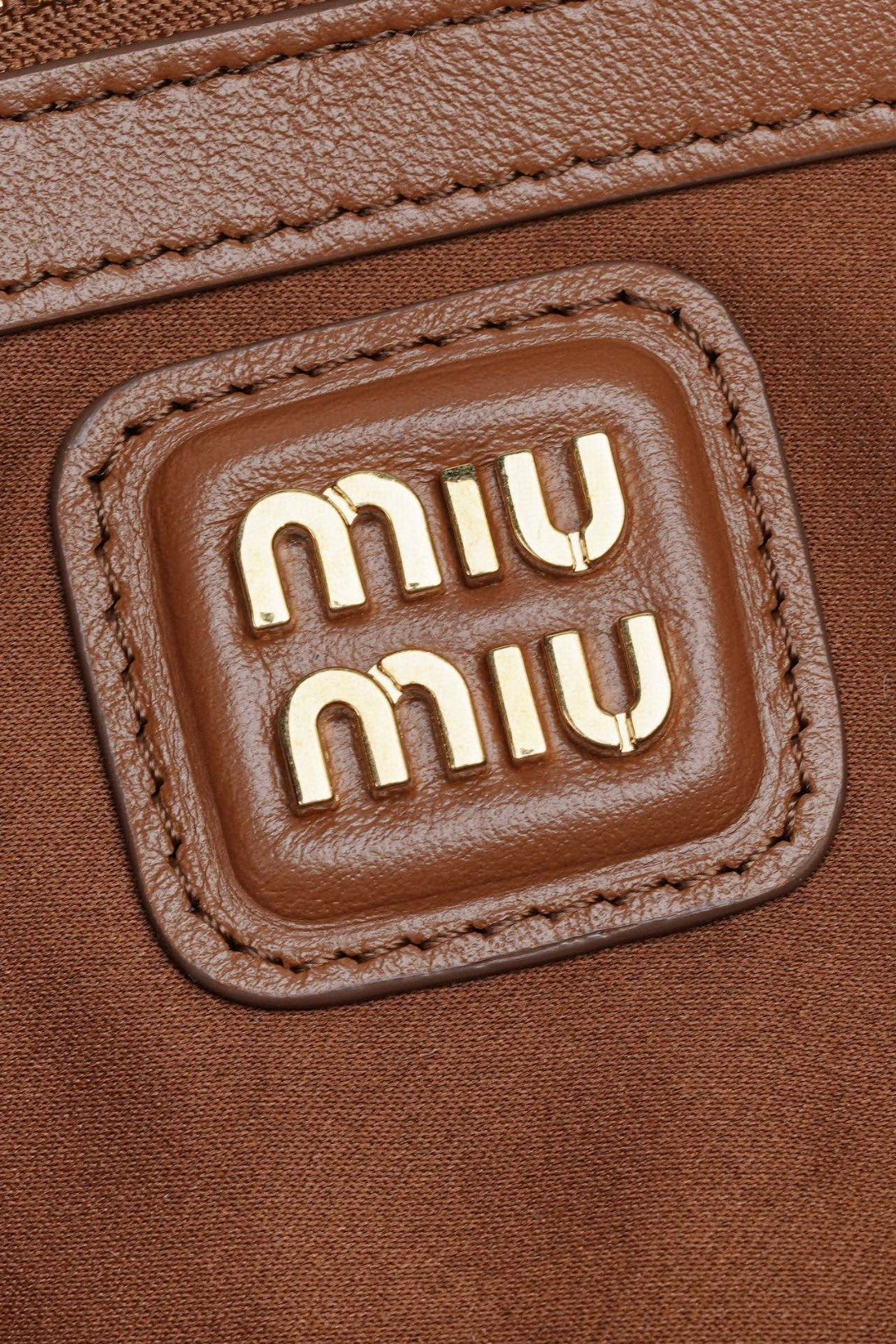 MOMO-- 7iu7iu 5BB142_ACR3_F0046_V_OON high quality version Arcadie item:E-B461A1263