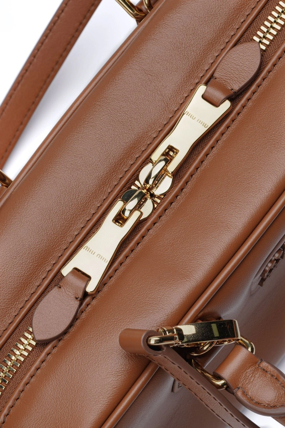 MOMO-- 7iu7iu 5BB142_ACR3_F0046_V_OON high quality version Arcadie item:E-B461A1263