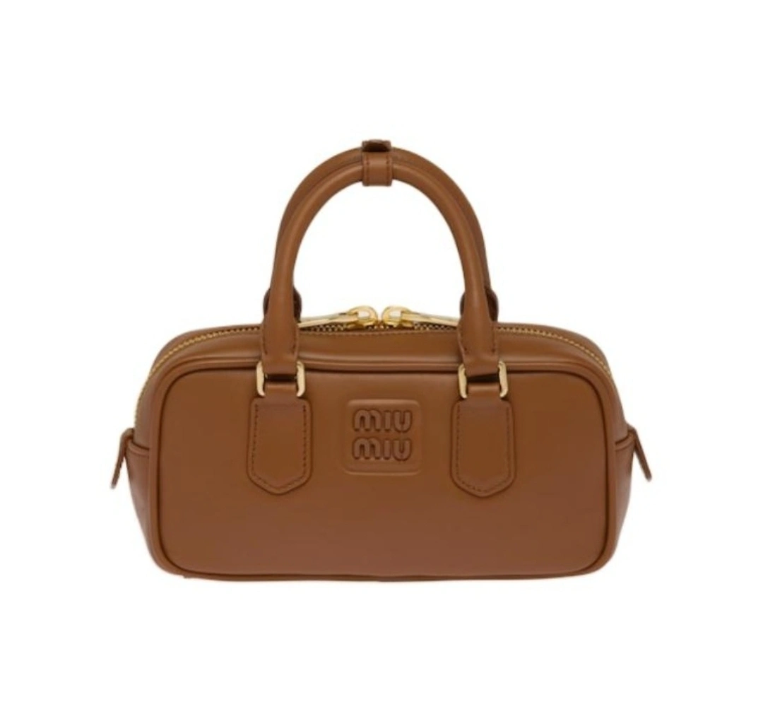 MOMO-- 7iu7iu 5BB142_ACR3_F0046_V_OON high quality version Arcadie item:E-B461A1263