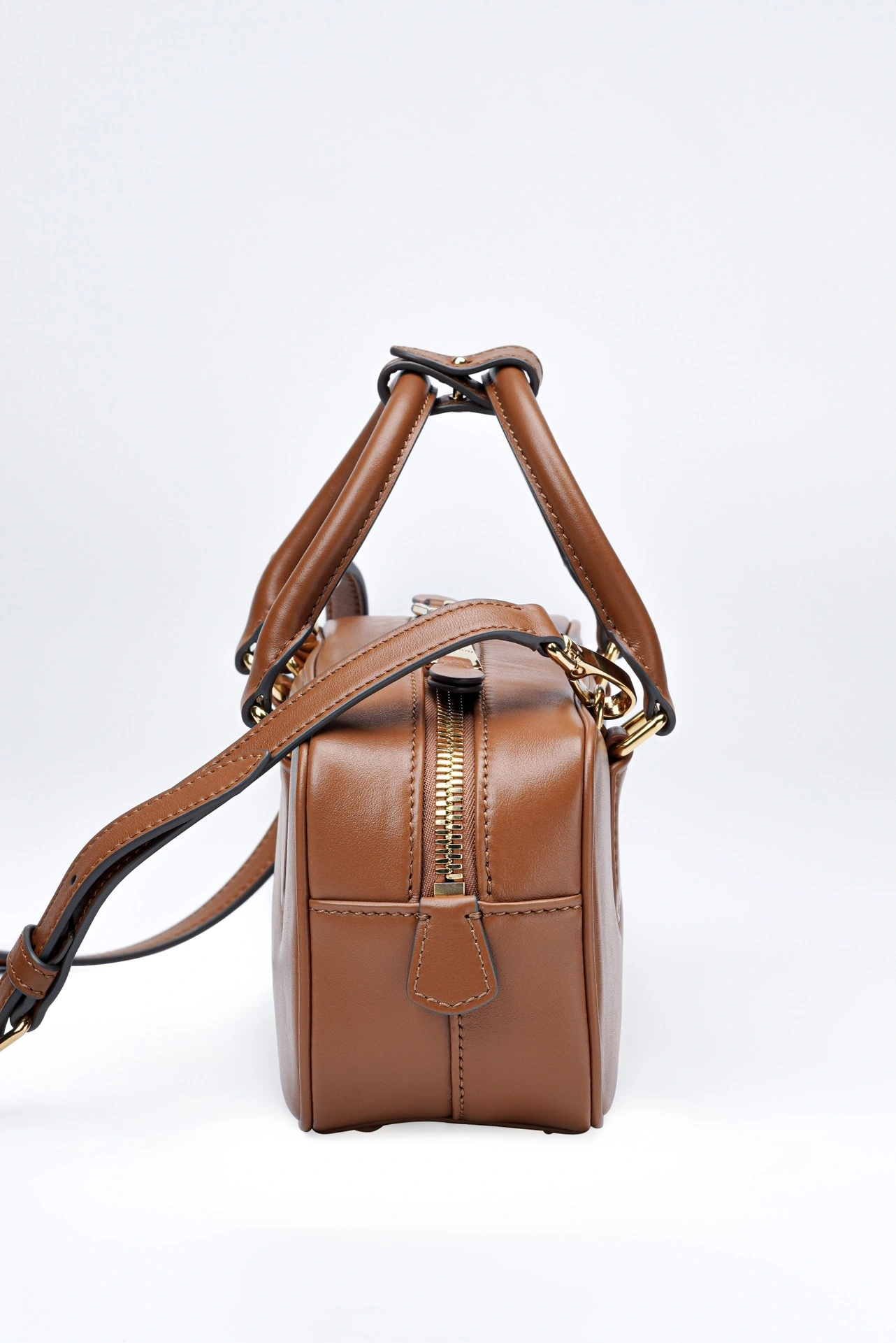 MOMO-- 7iu7iu 5BB142_ACR3_F0046_V_OON high quality version Arcadie item:E-B461A1263