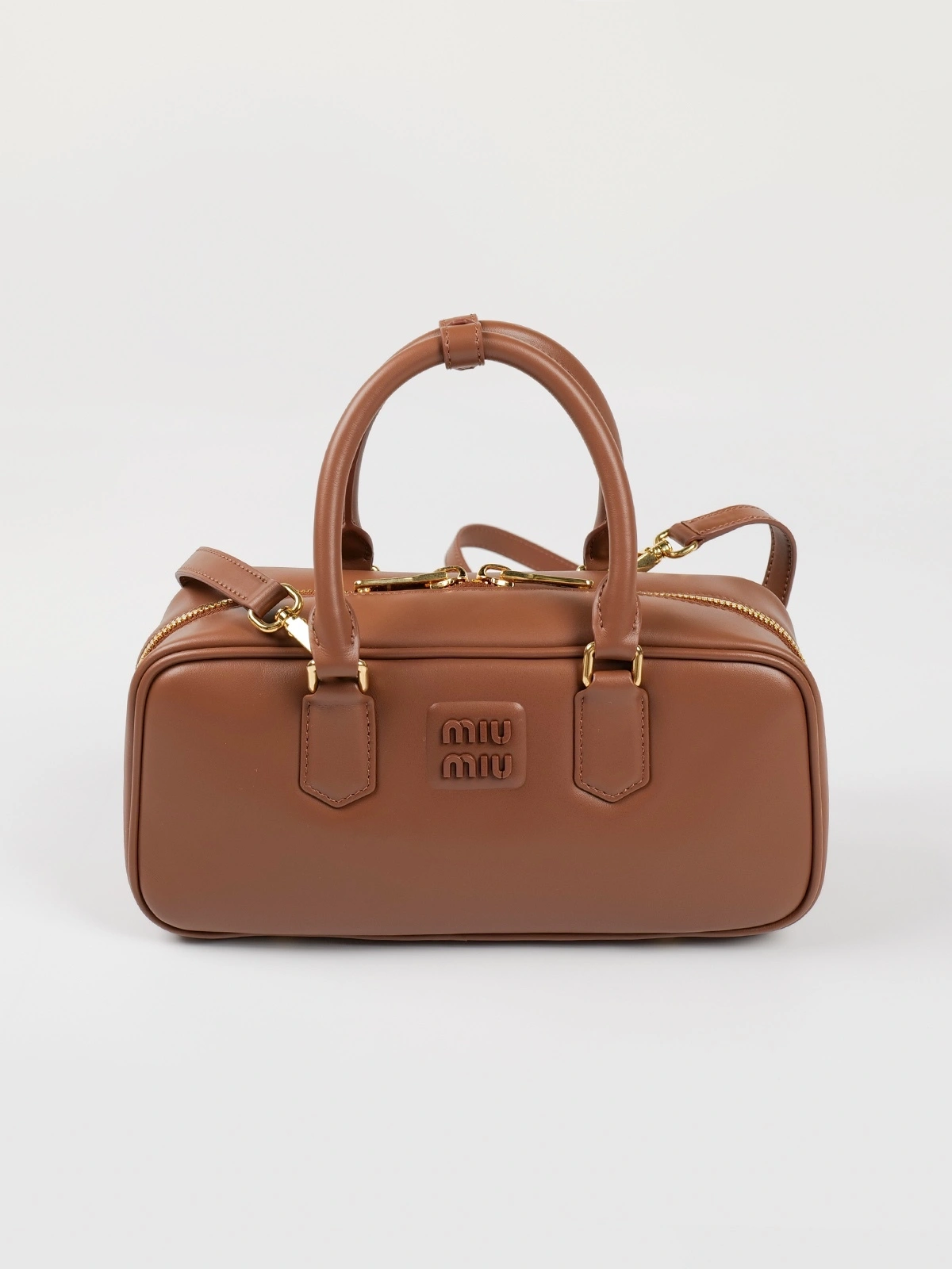 MOMO-- 7iu7iu 5BB148_2F8K_F0046_V_OOO high quality version Arcadie item:E-B461A1244