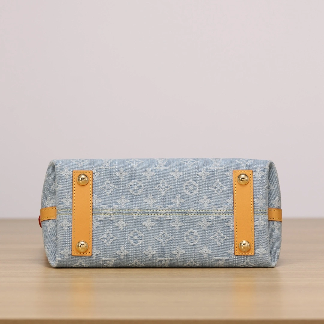MOMO-- 8V M11462 high quality version Carryall By The Pool cowhide item:E-B482I2039