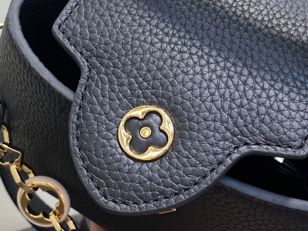 MOMO-- 8V M14970 high quality version cowhide Capucines Sn Harmony item:E-B177I0311