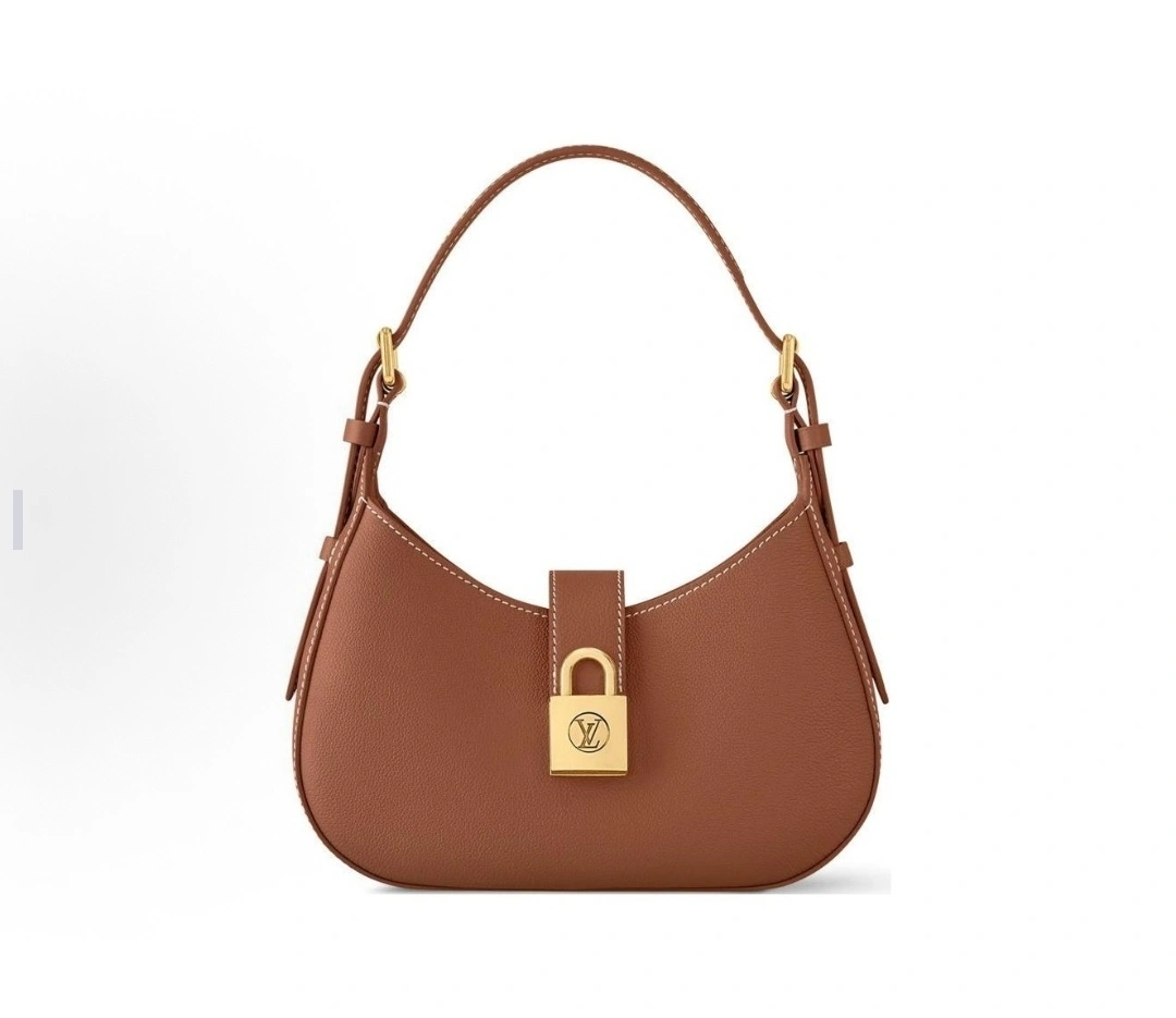 MOMO-- 8V M24885 high quality version Low Key Shoulder Bag cowhide item:E-B000C0578