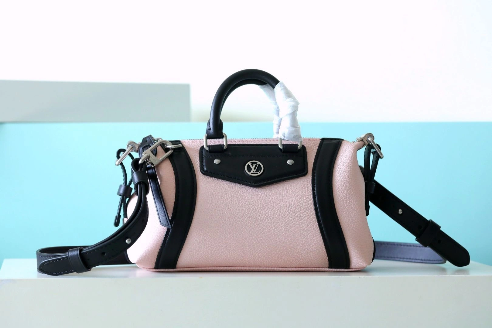 MOMO-- 8V M25566 high quality version Nano Rider cowhide sheepskin item:E-B000I2127