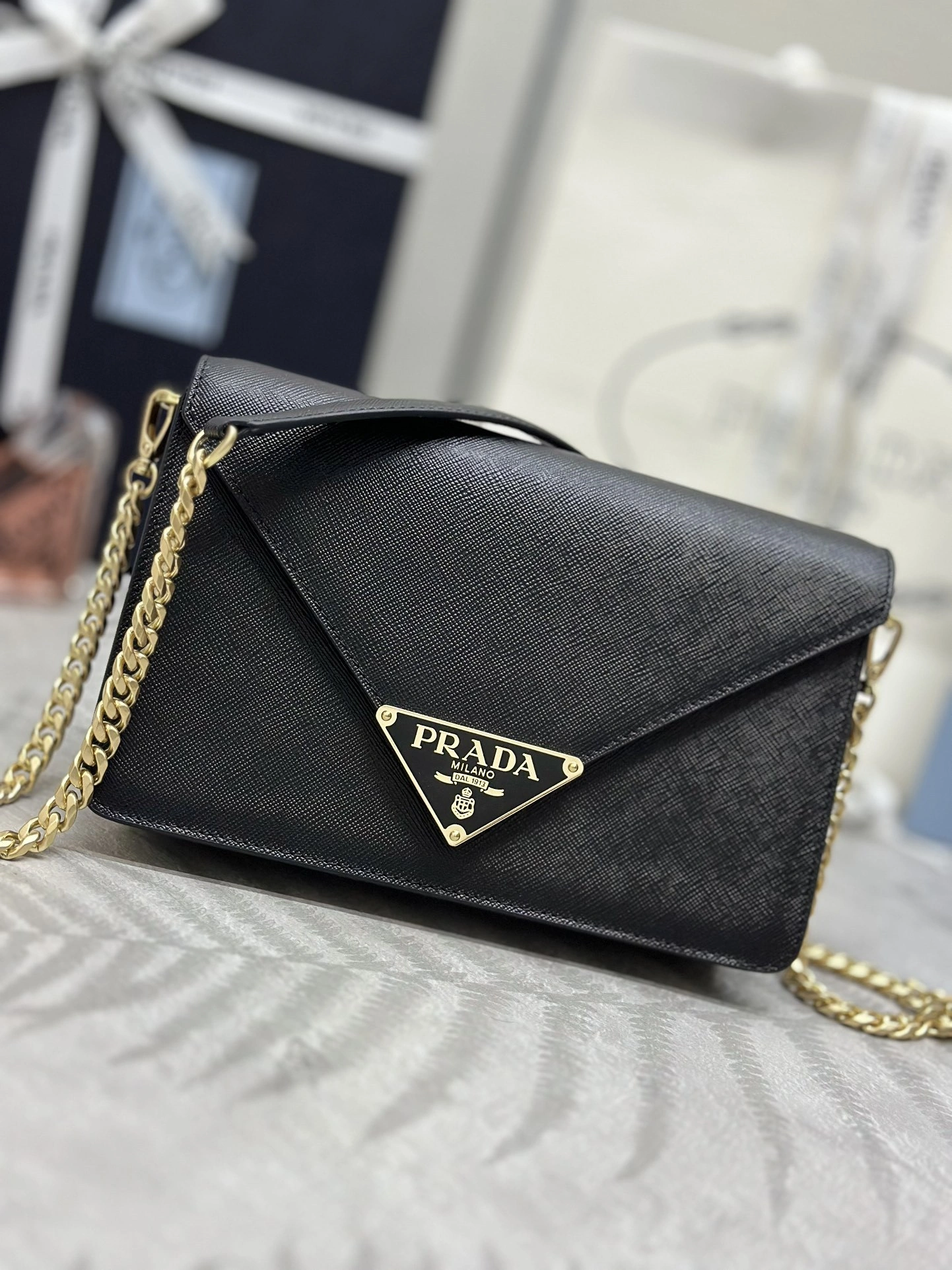 MOMO-- Pr141 1BD318_NZV_F0002_V_CTO high quality version sheepskin item:E-B000K0601