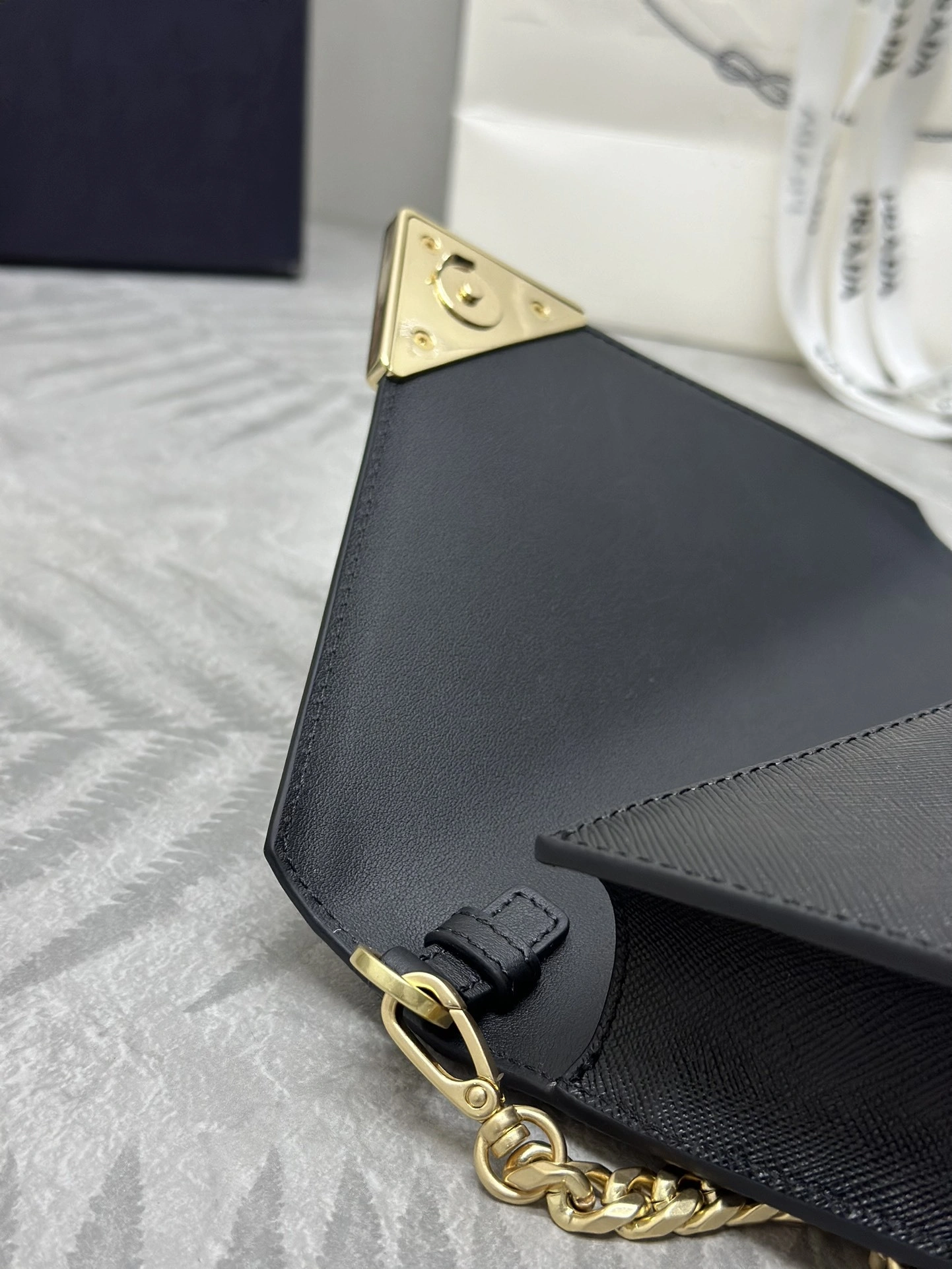 MOMO-- Pr141 1BD318_NZV_F0002_V_CTO high quality version sheepskin item:E-B000K0601