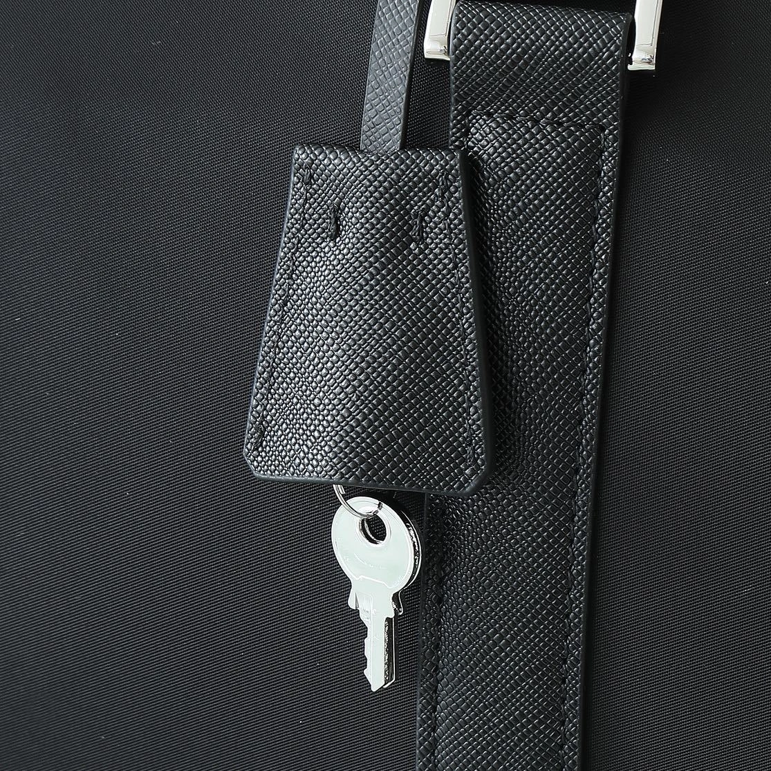 &MOMO-- Pr141 2VC014_2DMH_F0002_V_XO0 high quality version leather item:E-B328F0699H