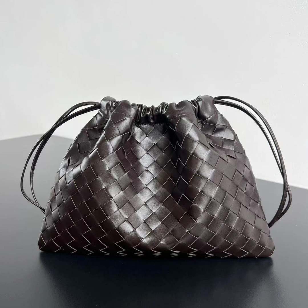 MOMO-- V595t1 796728V3IV12132 high quality version Dustbag cowhide item:E-B063A0951