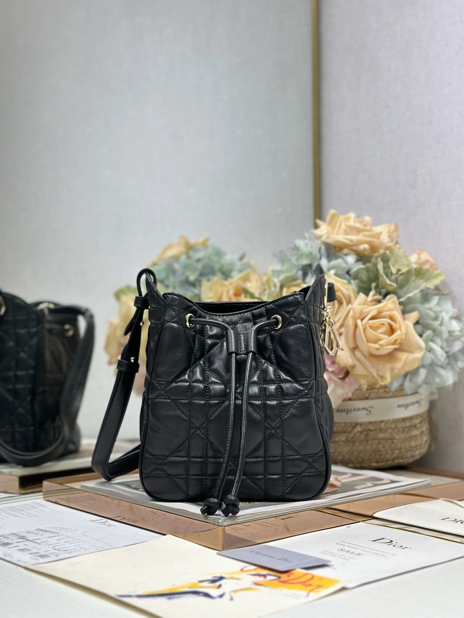 MOMO--4ior M2851ONWP-M900 high quality version D-Motion sheepskin item:E-B000L2019T