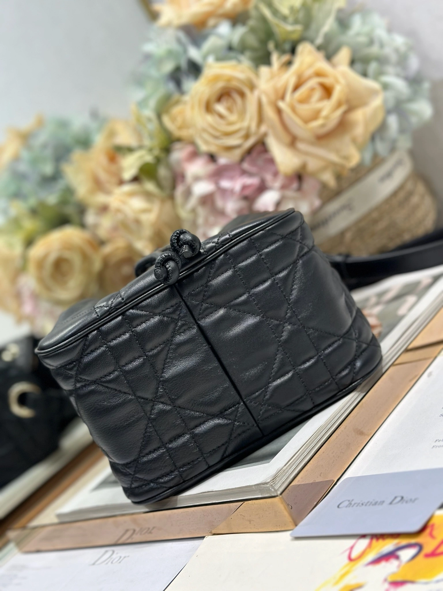 MOMO--4ior M2851ONWP-M900 high quality version D-Motion sheepskin item:E-B000L2019T