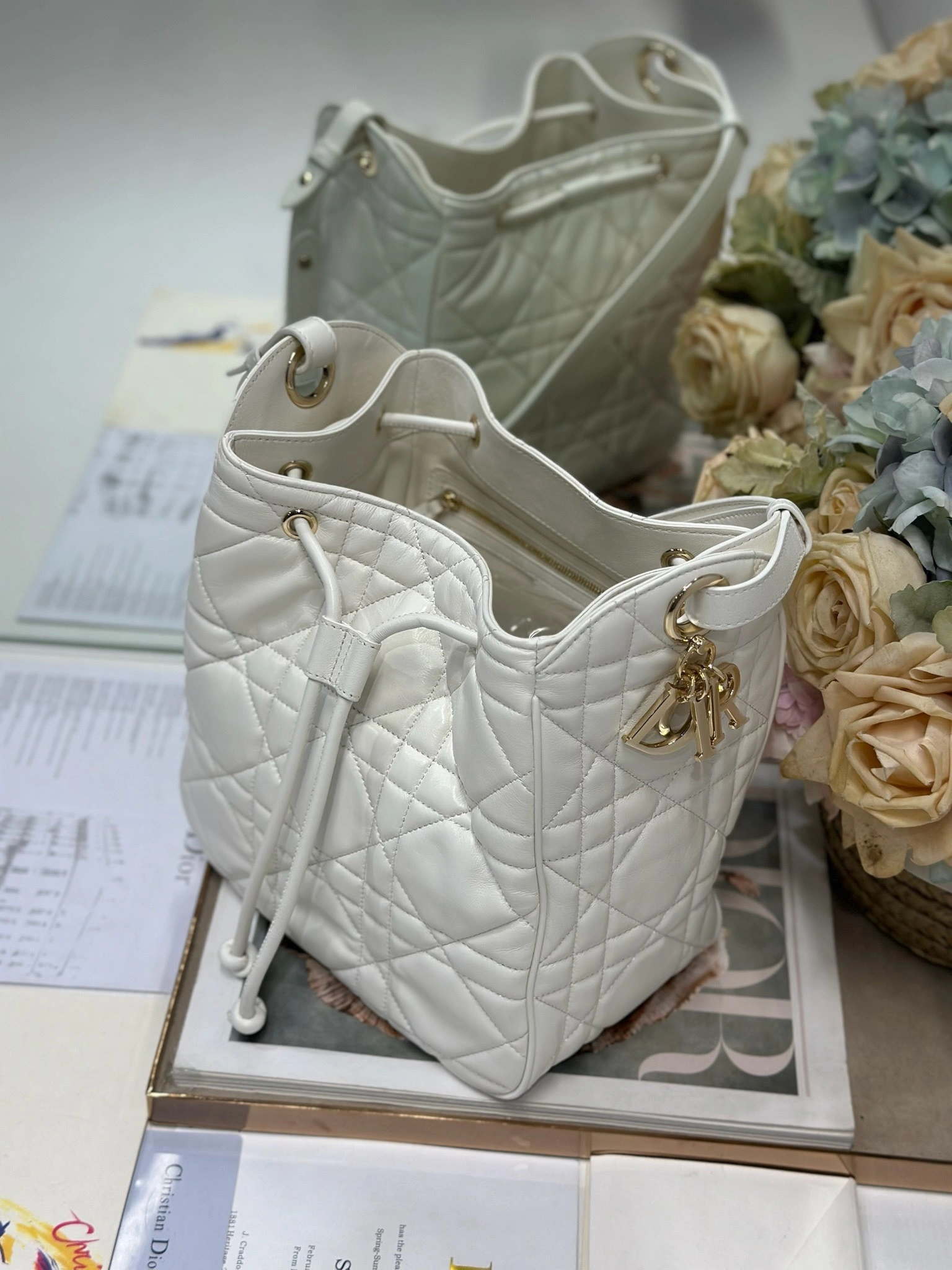 MOMO--4ior M2852ONWP-M021 high quality version D-Motion sheepskin item:E-B000L2015T