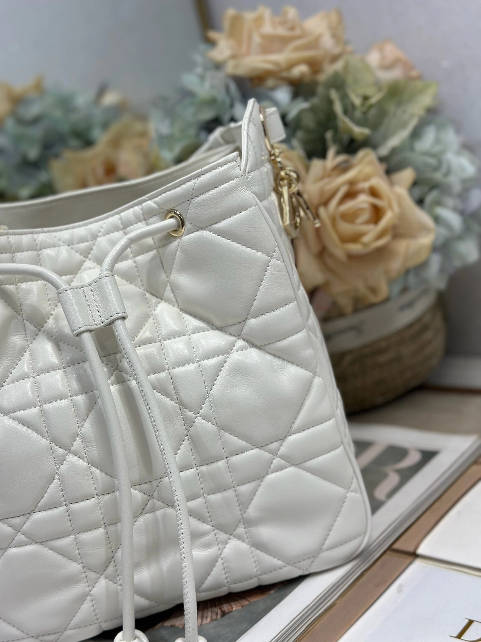 MOMO--4ior M2852ONWP-M021 high quality version D-Motion sheepskin item:E-B000L2015T