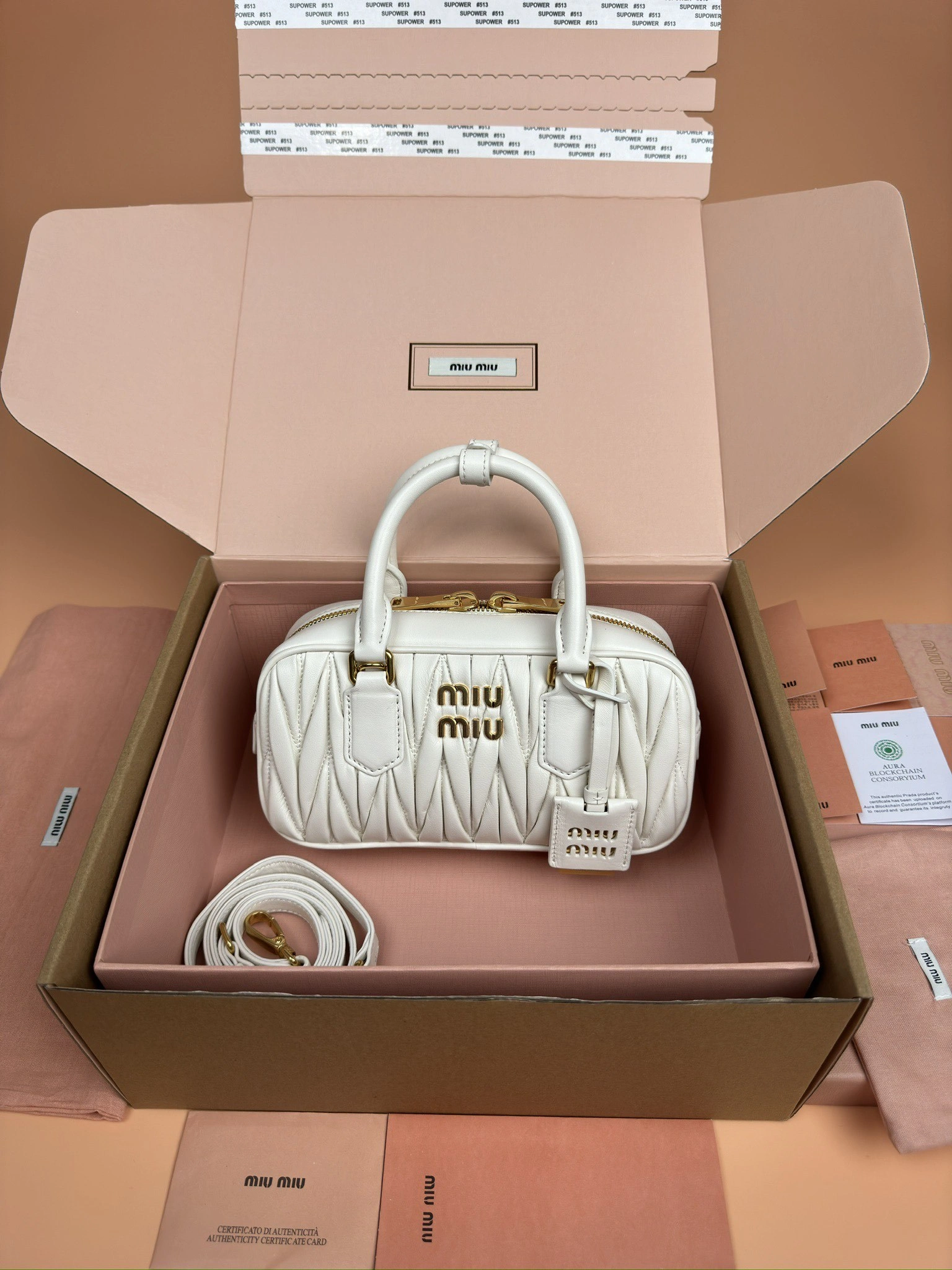 MOMO- 7iu7iu 5BB142-N88-F0009-V-OON high quality version sheephide item:E-B000G1904