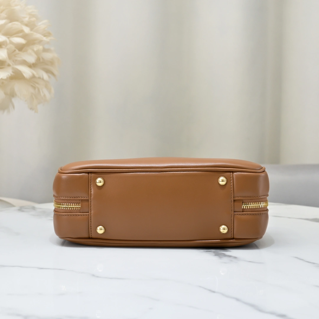 MOMO- 7iu7iu 5BB148_2F8K_F0046_V_OOO high quality version Calfskin item:E-B000G1902