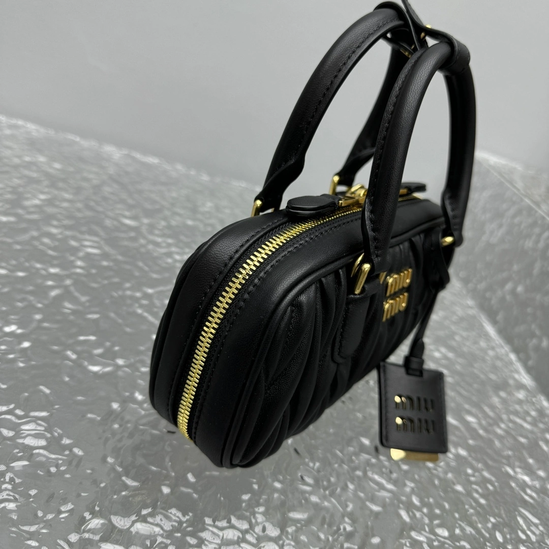 MOMO- 7iu7iu 5BP088_N88_F0002_V_OOO high quality version sheephide item:E-B664G2041