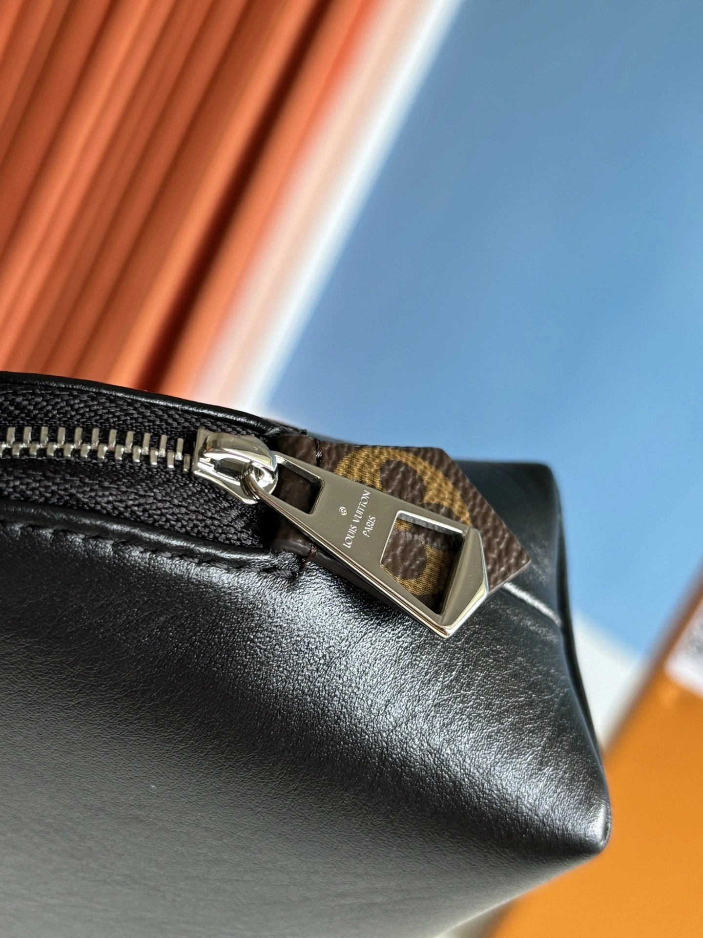 MOMO--8V M15206 high quality version Pochette Cosmétique sheepskin item:E-B808L1827T