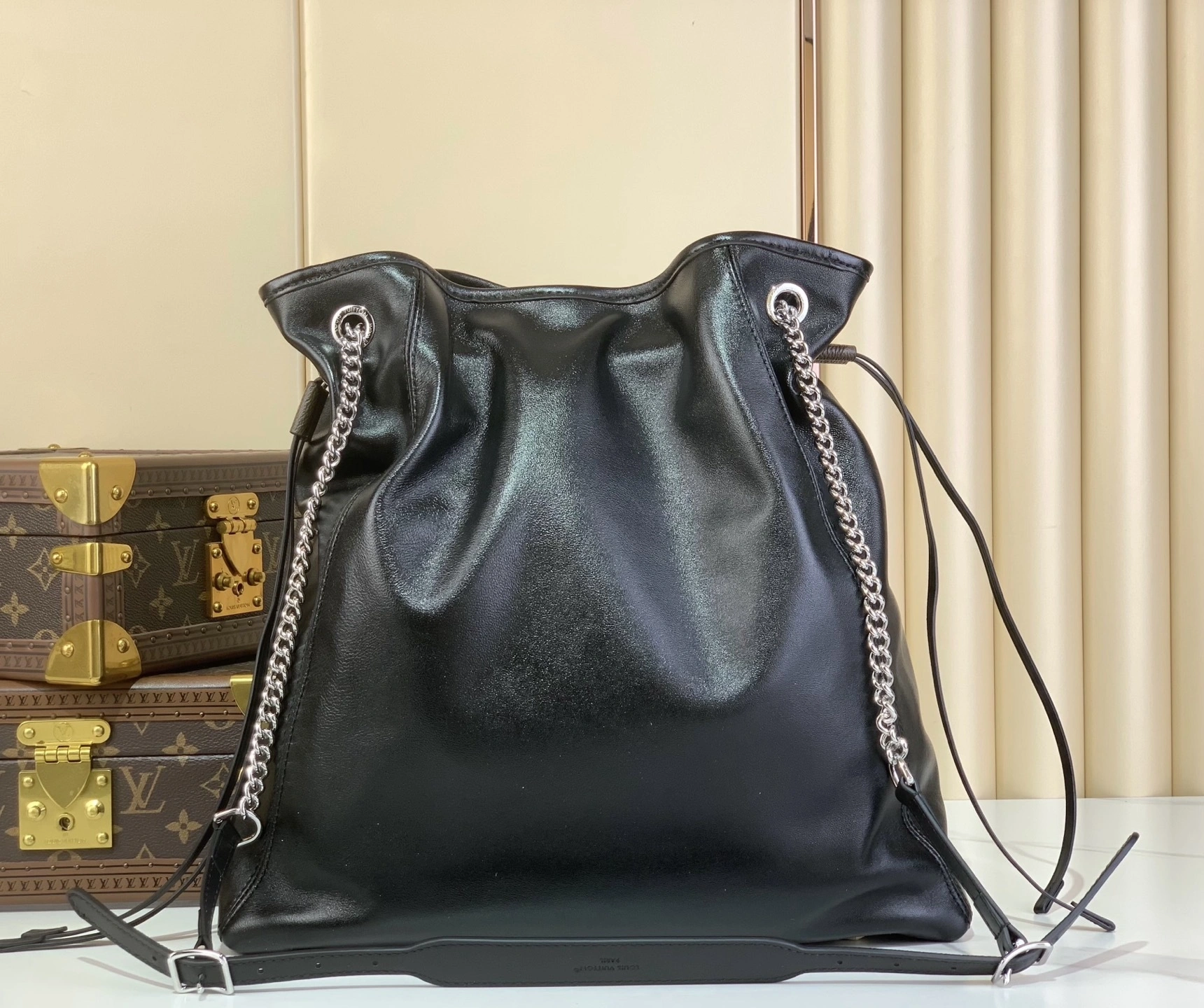 MOMO--8V M25545 high quality version OFF DUTY VIBE Vibe sheepskin item:E-B808L1742T