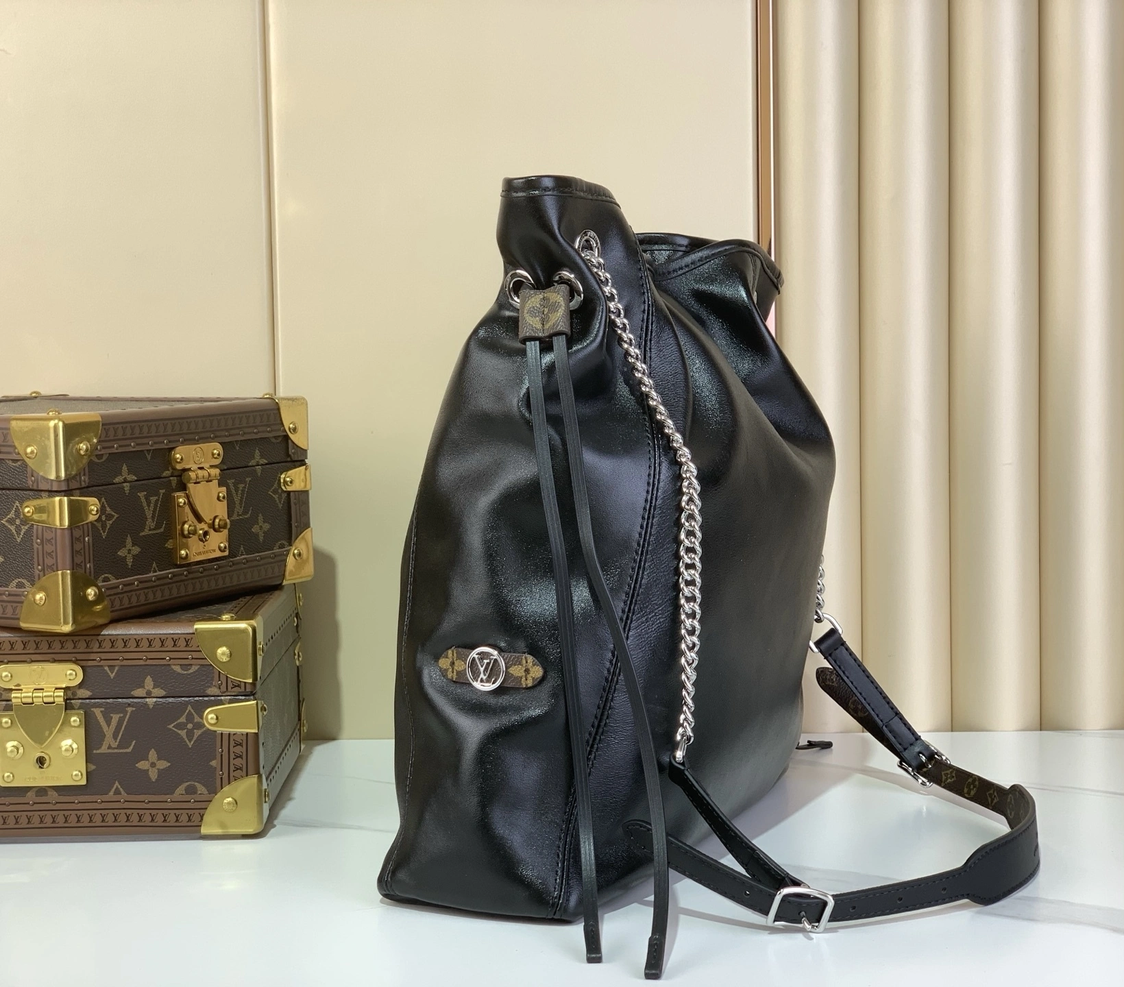 MOMO--8V M25545 high quality version OFF DUTY VIBE Vibe sheepskin item:E-B808L1742T