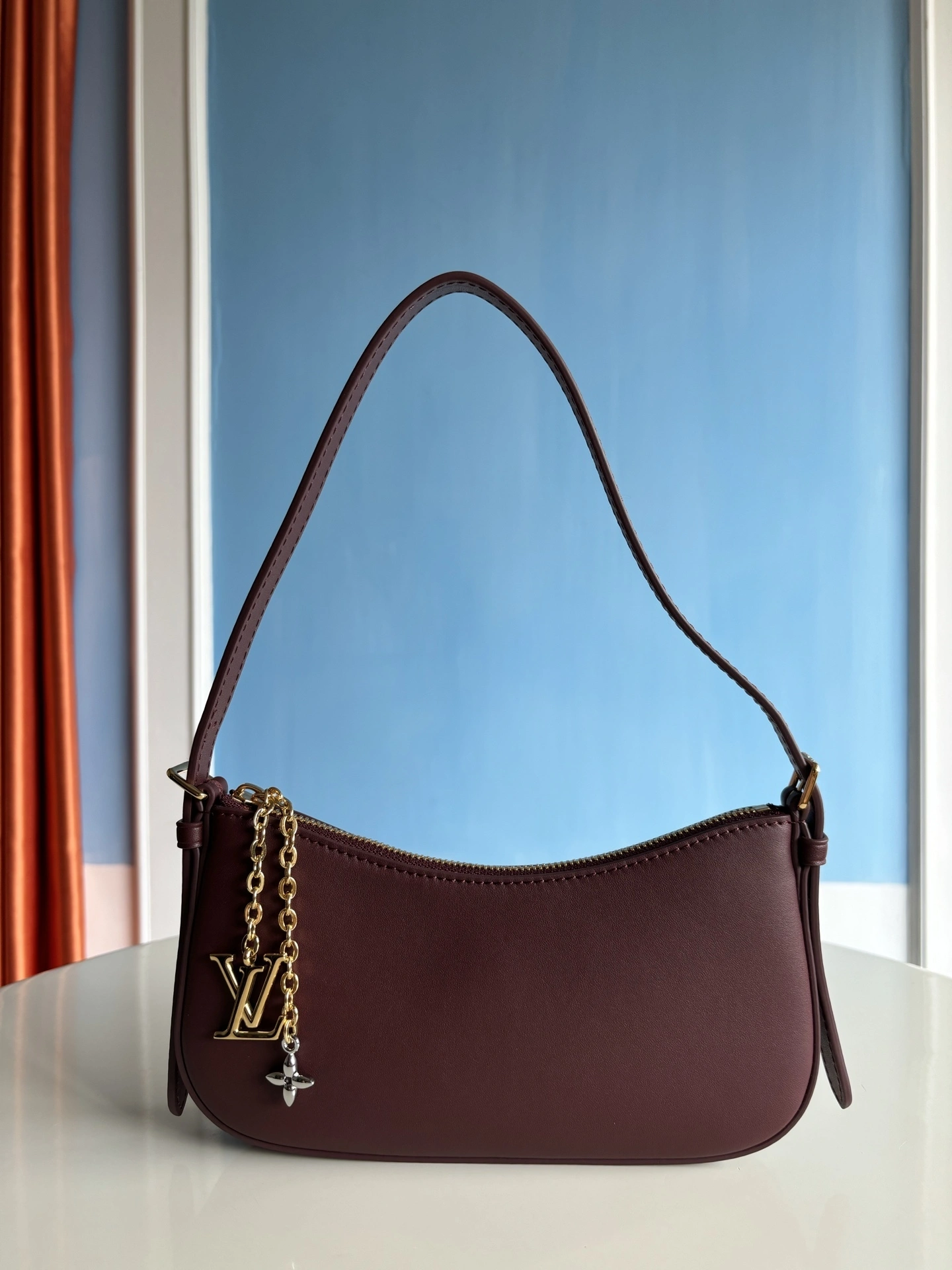 MOMO--8V M25650 high quality version Pochette Bloom Bloom cowhide item:E-B808L1815T