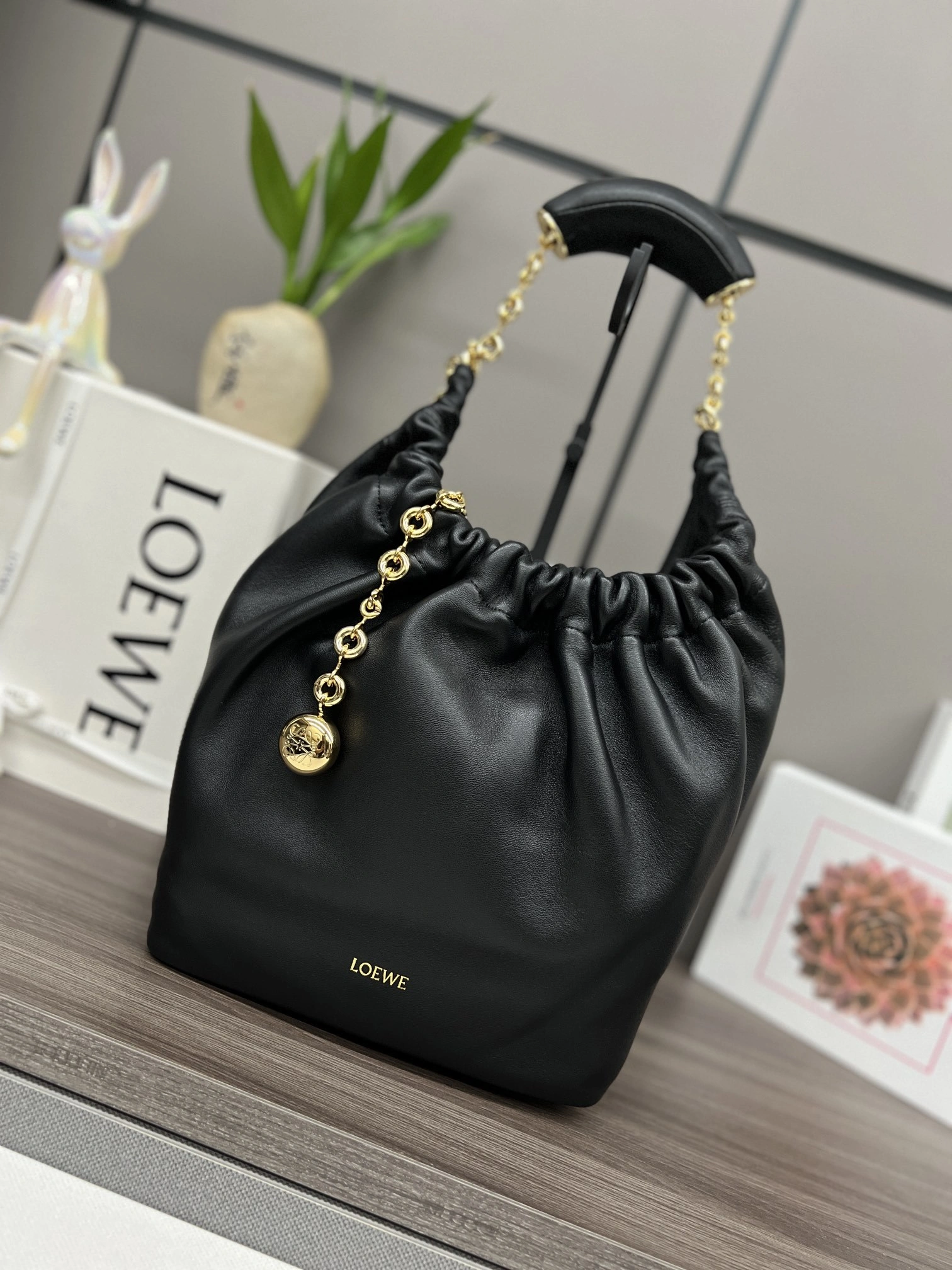 MOMO- 8o5w5 A914NCHX01-1100 high quality version Squeeze sheephide item：E-B177I2550