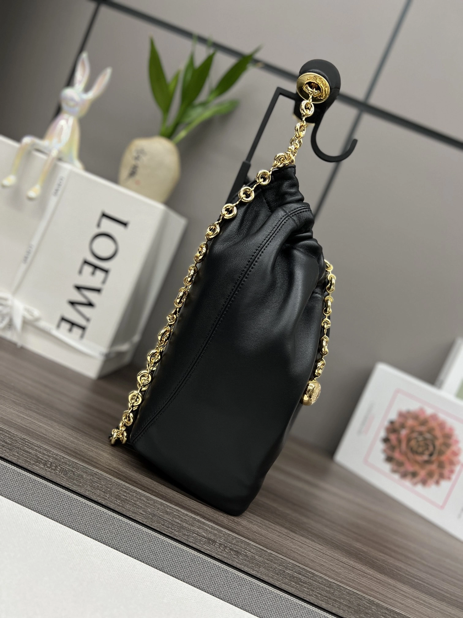 MOMO- 8o5w5 A914NCHX01-1100 high quality version Squeeze sheephide item：E-B177I2550