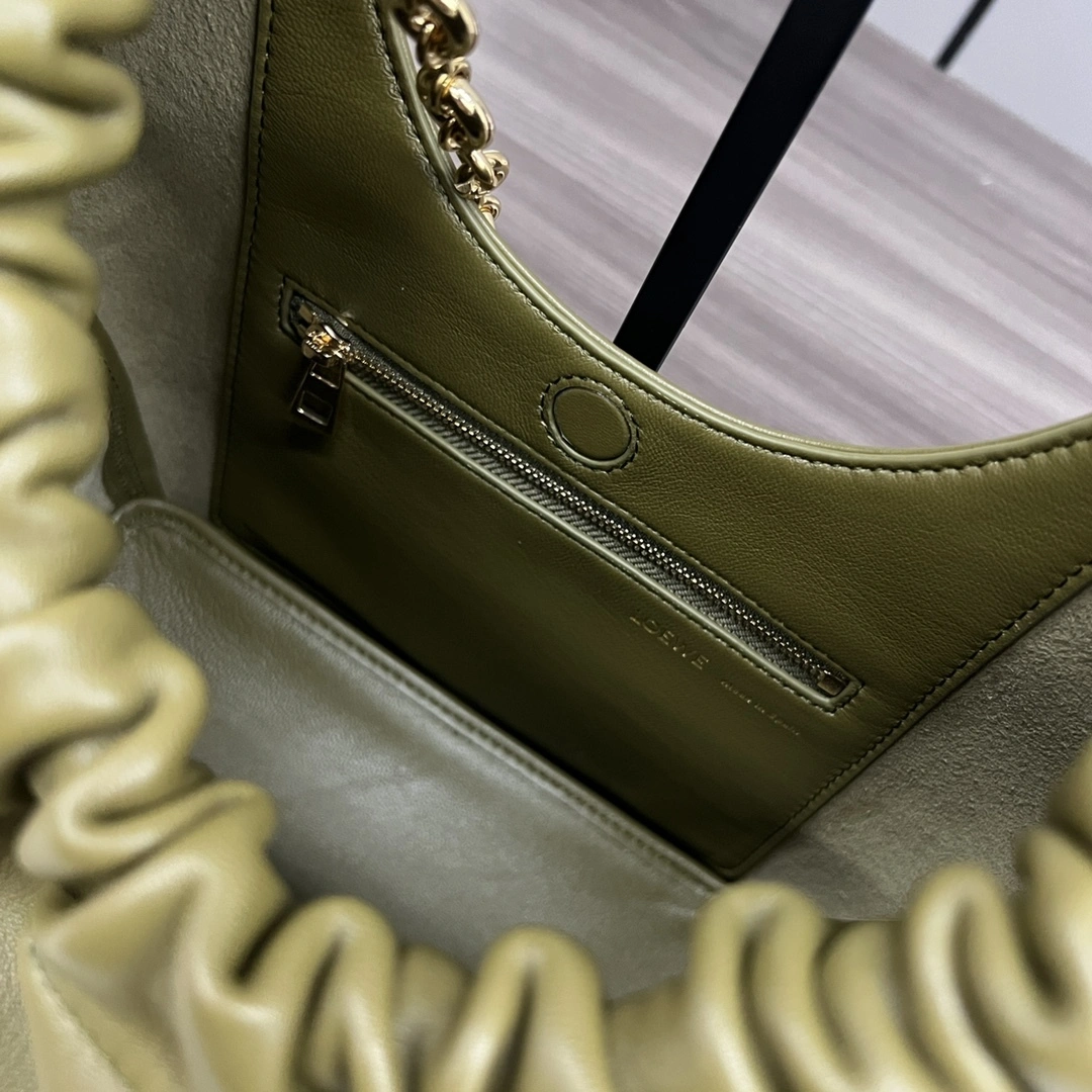 MOMO- 8o5w5 A914NCHX01-8795 high quality version Squeeze sheephide item：E-B177I2549