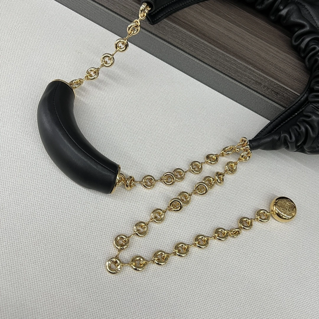 MOMO- 8o5w5 A914Q37X01-1100 high quality version Squeeze sheephide item：E-B177I2556