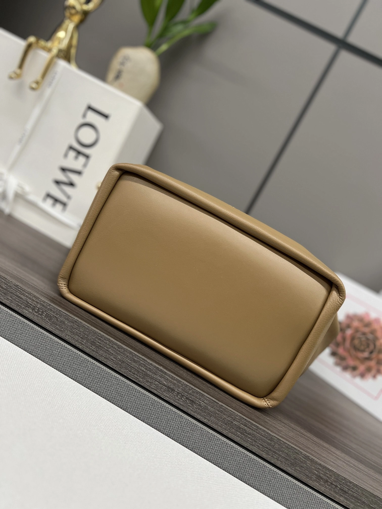 MOMO- 8o5w5 A914Q37X01-3980 high quality version Squeeze sheephide item：E-B177I2544