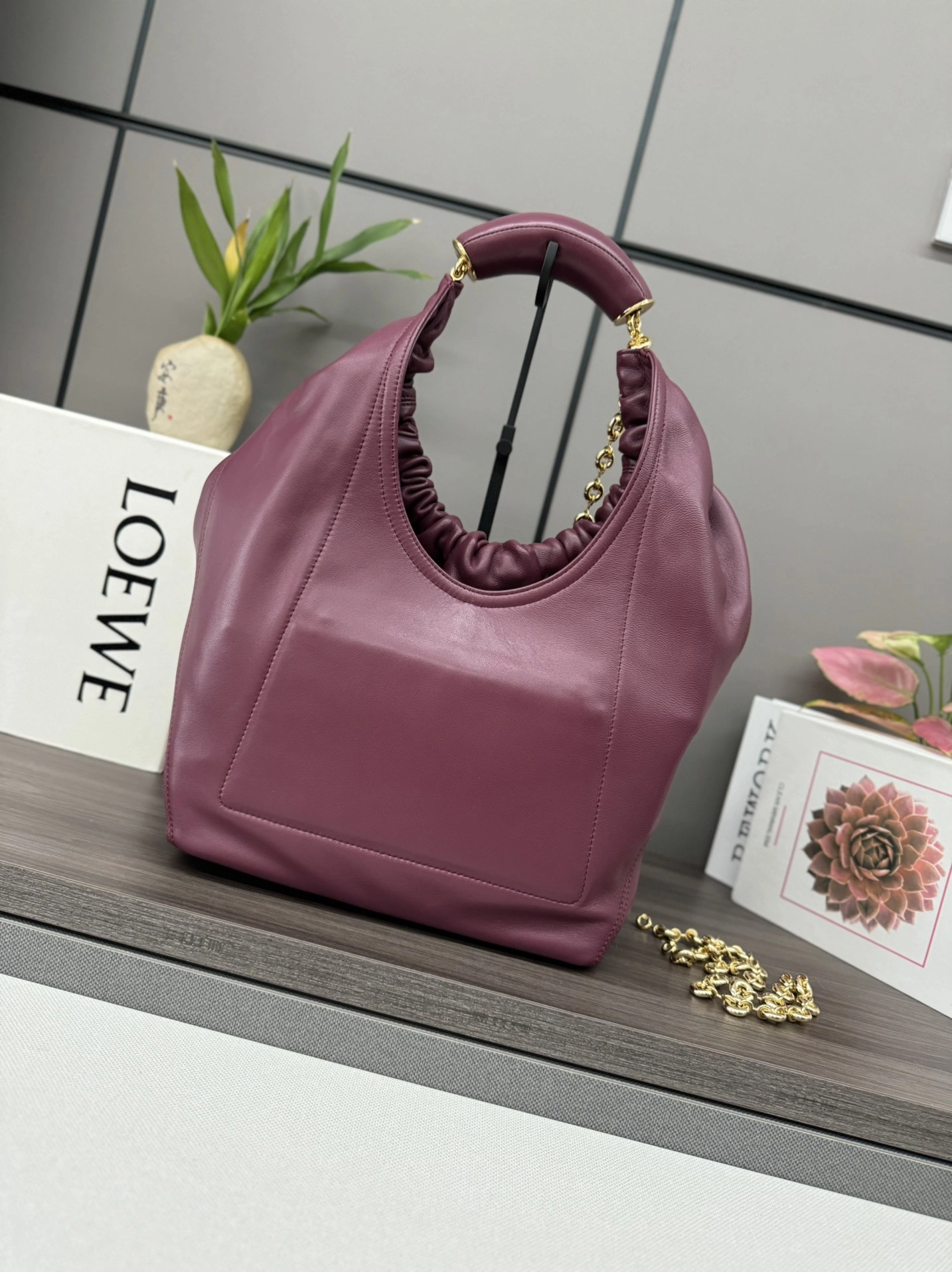 MOMO- 8o5w5 A914Q37X01-7110 high quality version Squeeze sheephide item：E-B177I2543