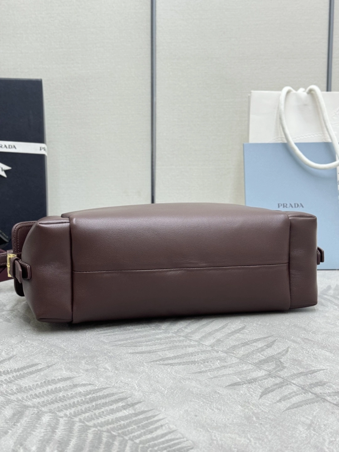 MOMO--Pr141 1BC264_2DX8_F0038_V_NOO high quality version sheepskin item:E-B000K0702