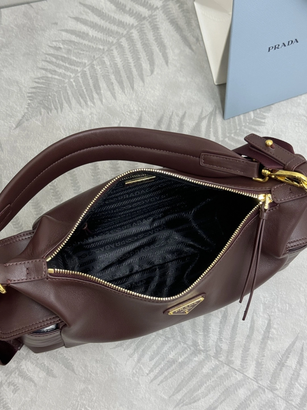 MOMO--Pr141 1BC264_2DX8_F0038_V_NOO high quality version sheepskin item:E-B000K0702