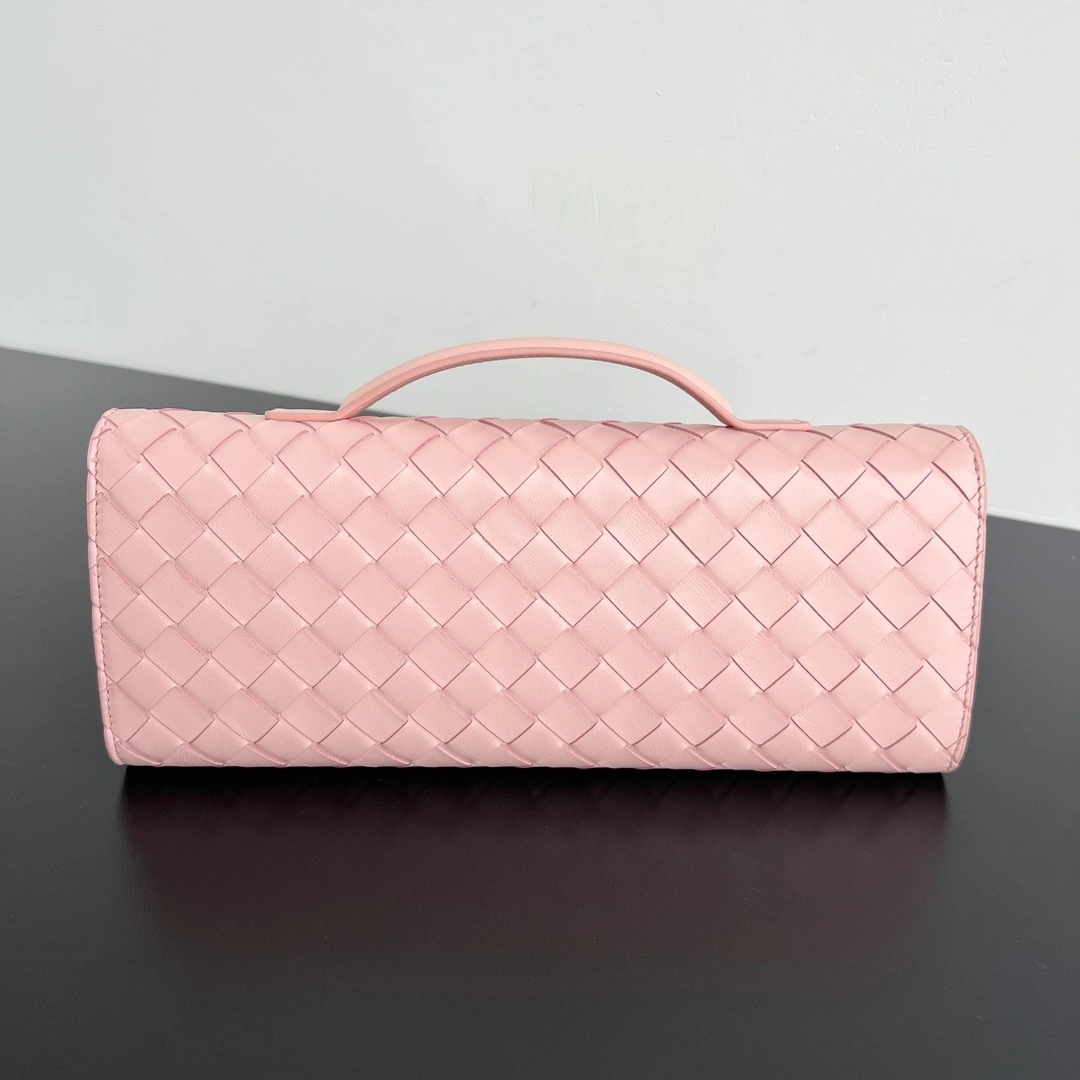 MOMO- V595t1 741511VCPP36858 high quality version Clutch sheephide item:E-B664G2085