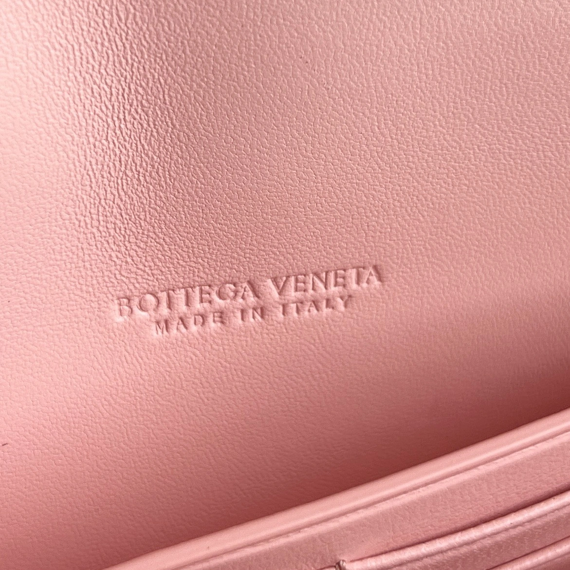 MOMO- V595t1 741511VCPP36858 high quality version Clutch sheephide item:E-B664G2085