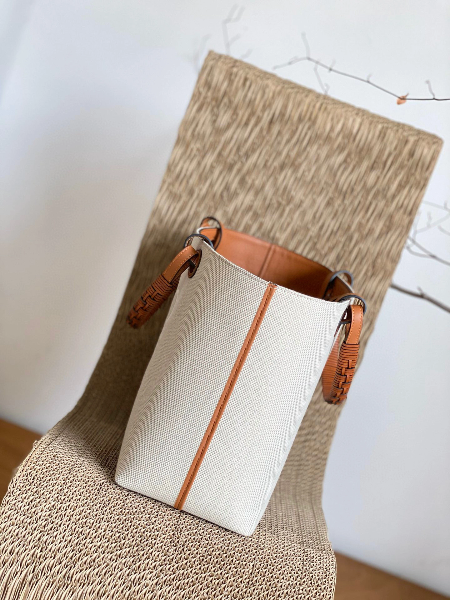 &MOMO- high quality version A717T23X02-2426 Tote 2021 Anagram Tote item：B-B063H0343C