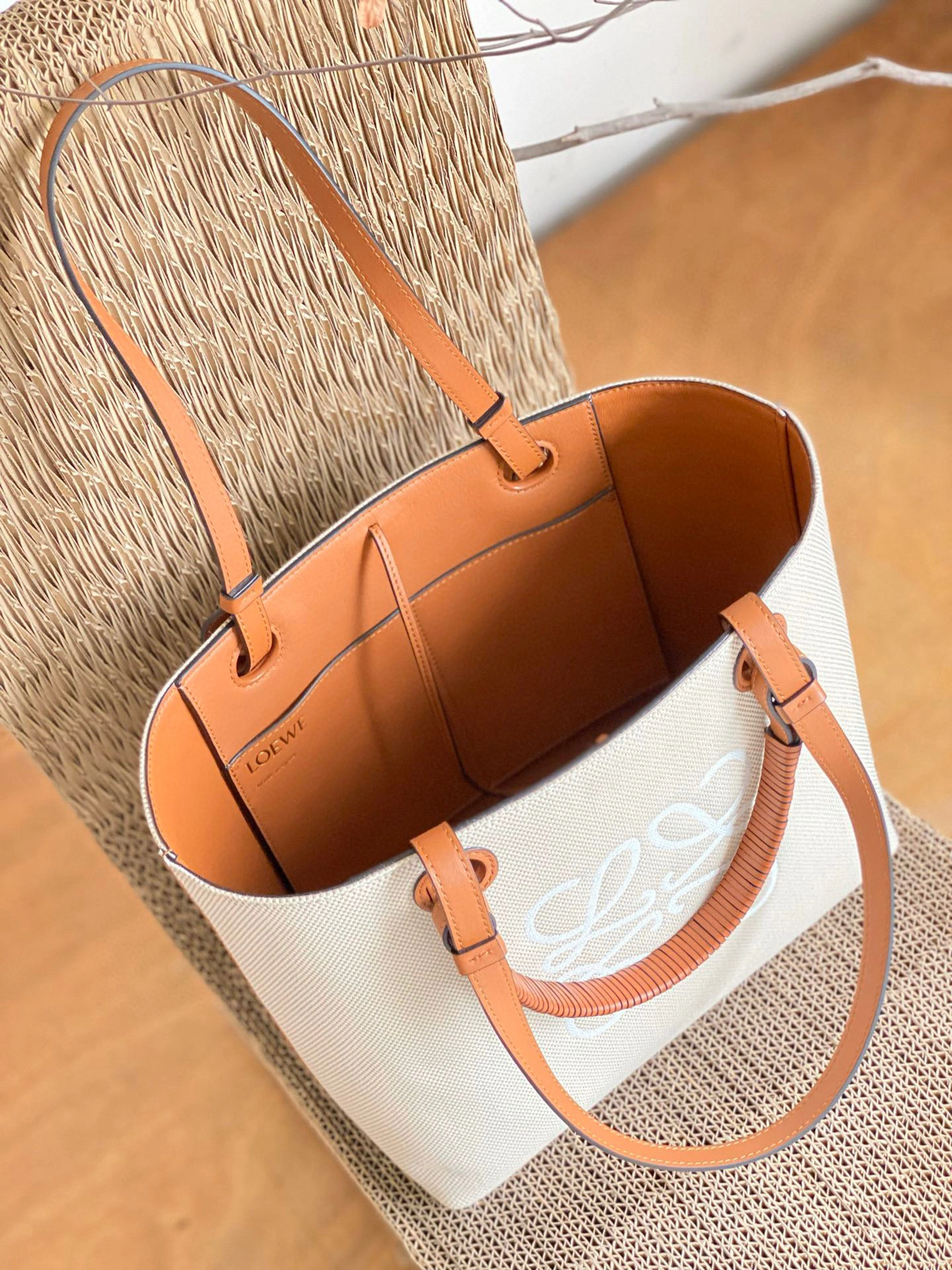 &MOMO- high quality version A717T23X02-2426 Tote 2021 Anagram Tote item：B-B063H0343C