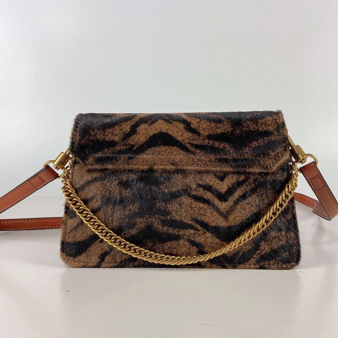 MOMO---- Multiple colors item : M063B00A2335-3